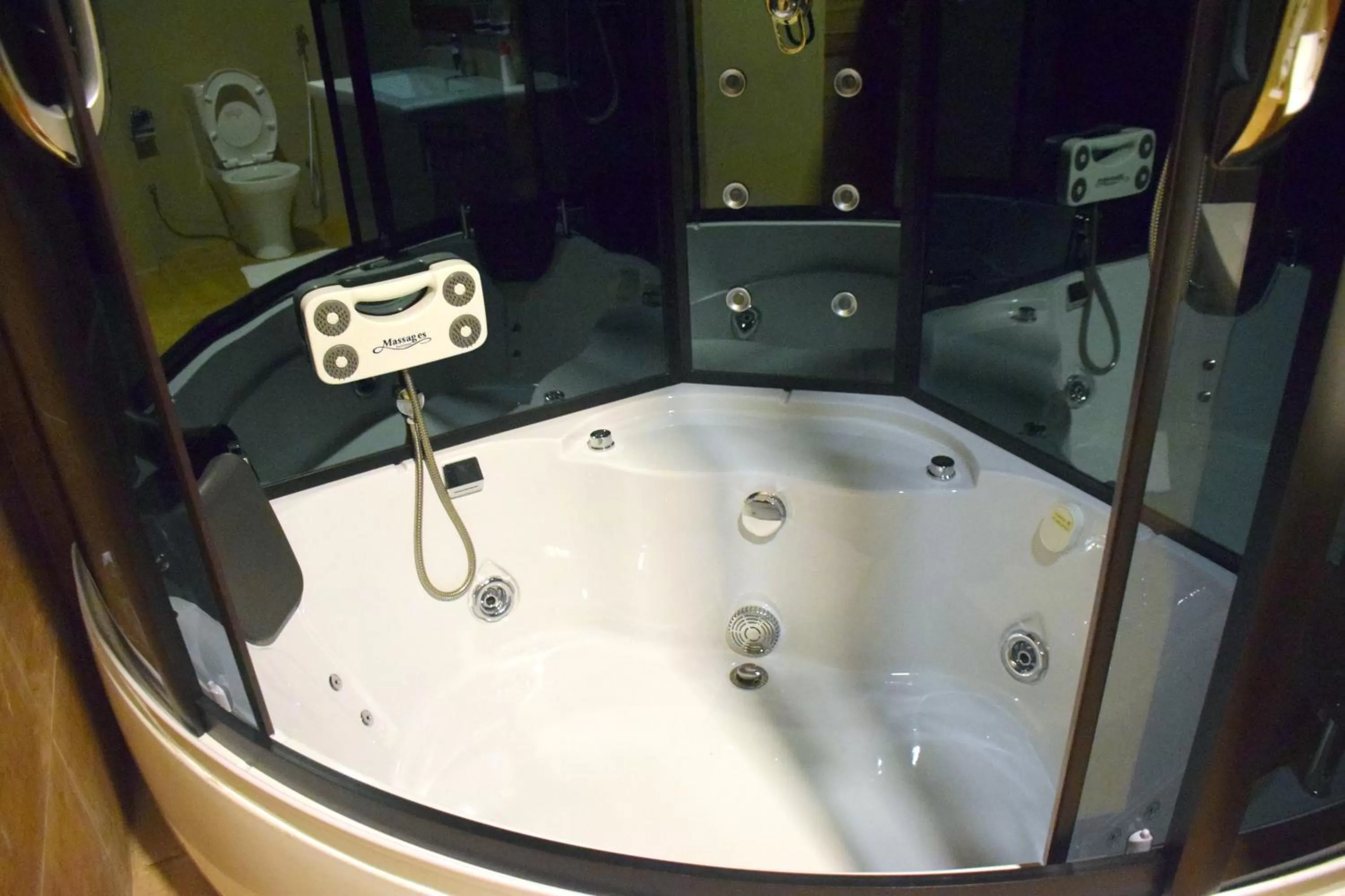 Hot Tub in Beach Corridor Hotel & Spa with Free Airport shuttle