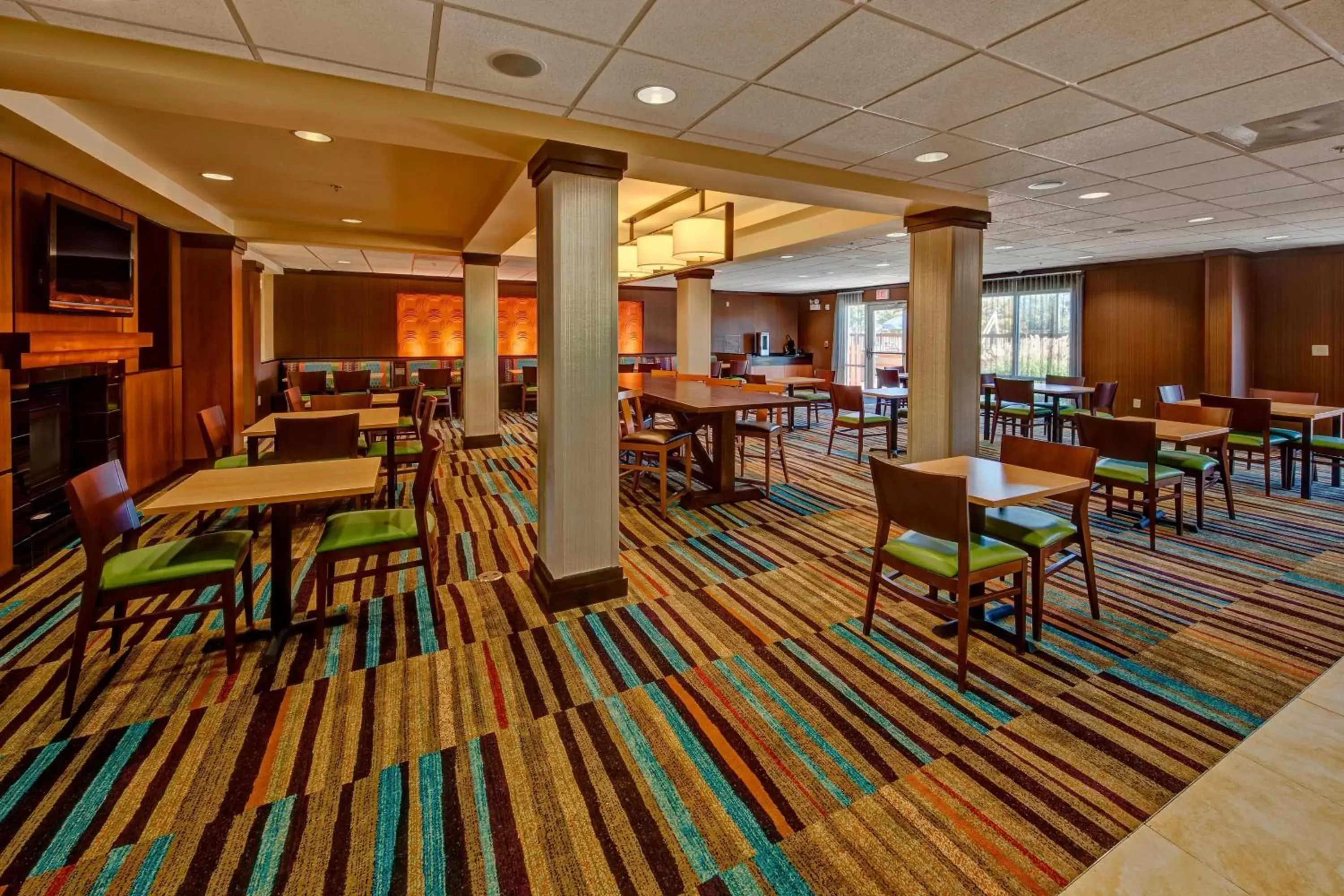 Breakfast, Restaurant/Places to Eat in Fairfield Inn & Suites Memphis Olive Branch