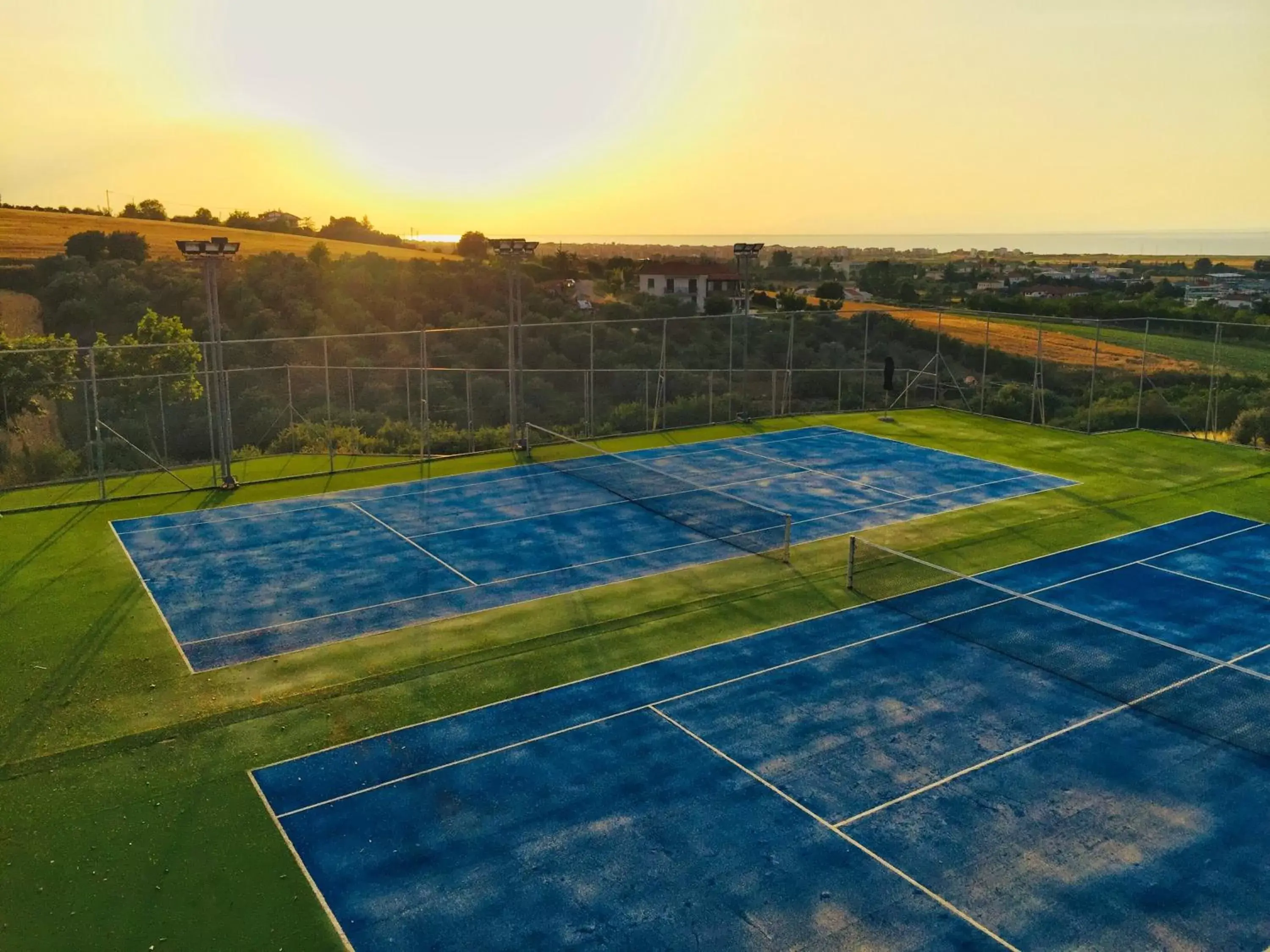 Tennis court, Tennis/Squash in Royal Hotel Thessaloniki