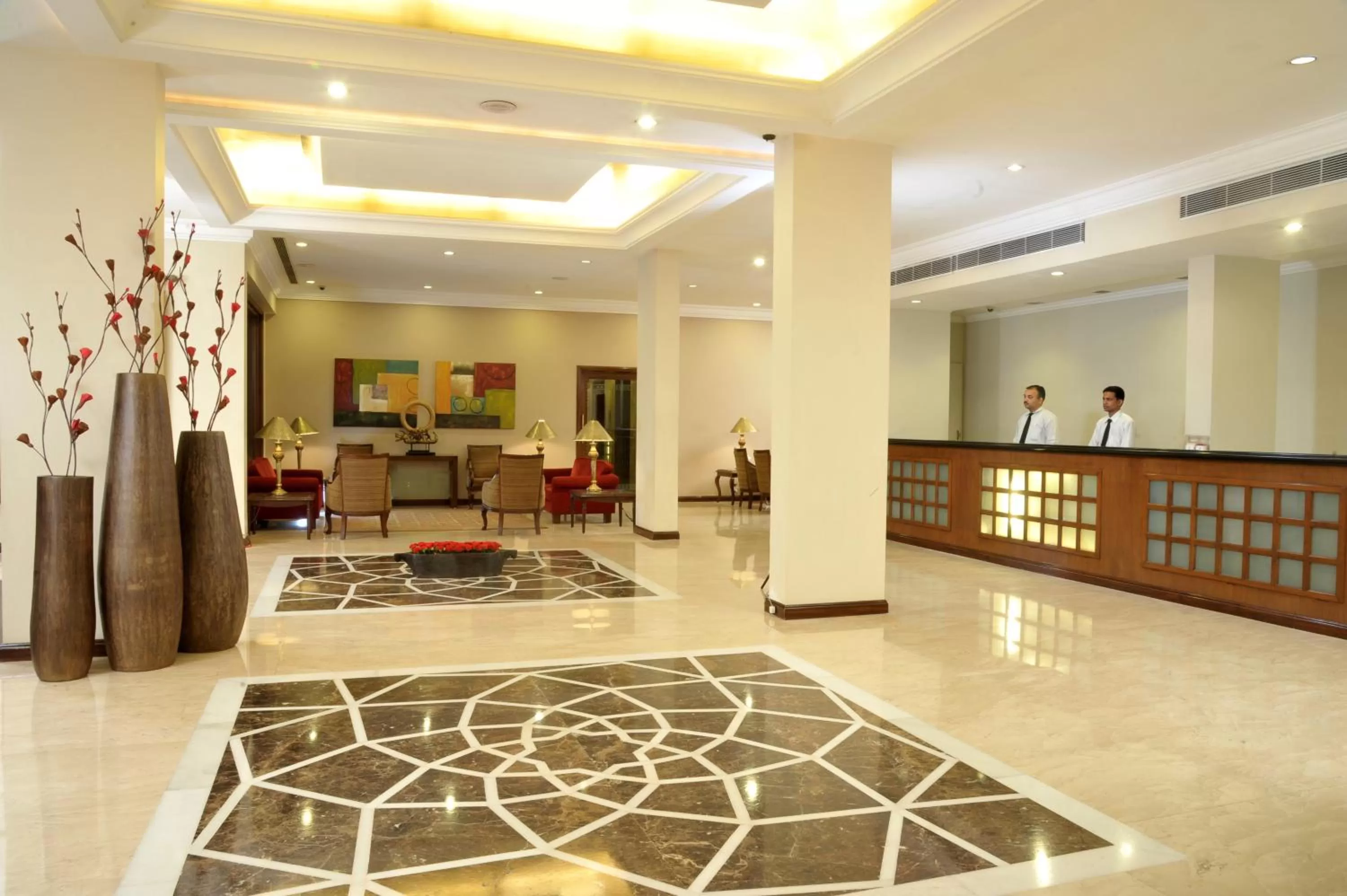 Lobby or reception in Hotel Express Towers
