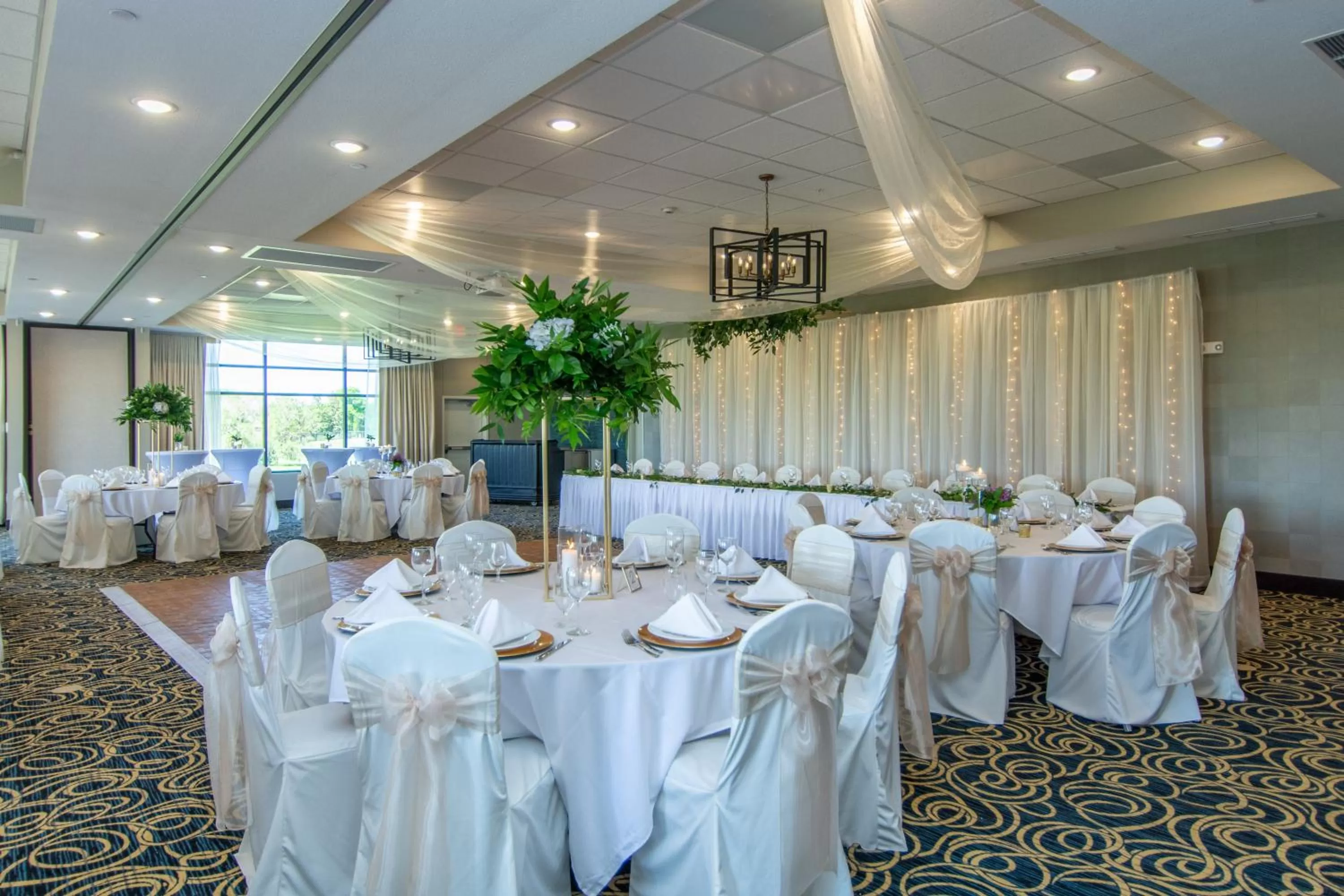 Banquet/Function facilities in Little Crow Resort & Conference, Trademark by Wyndham