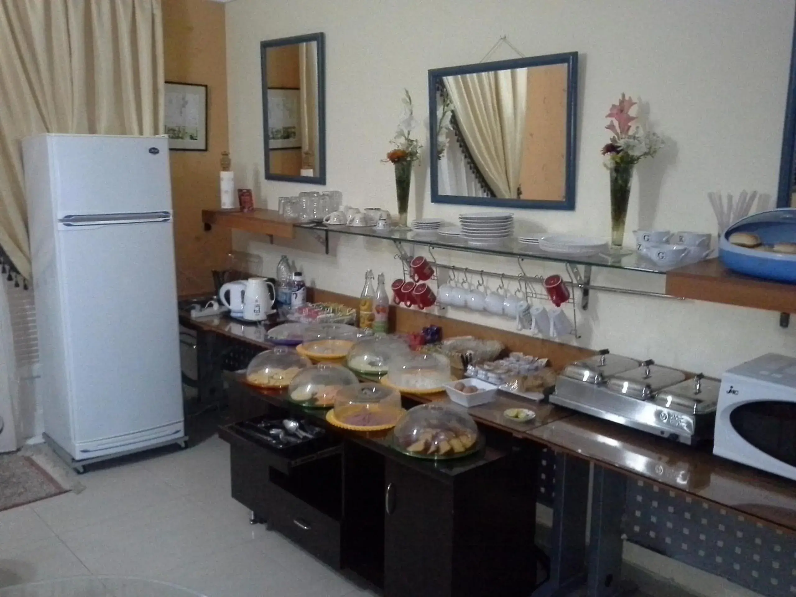 Food, Kitchen/Kitchenette in Alexander The Great Hotel
