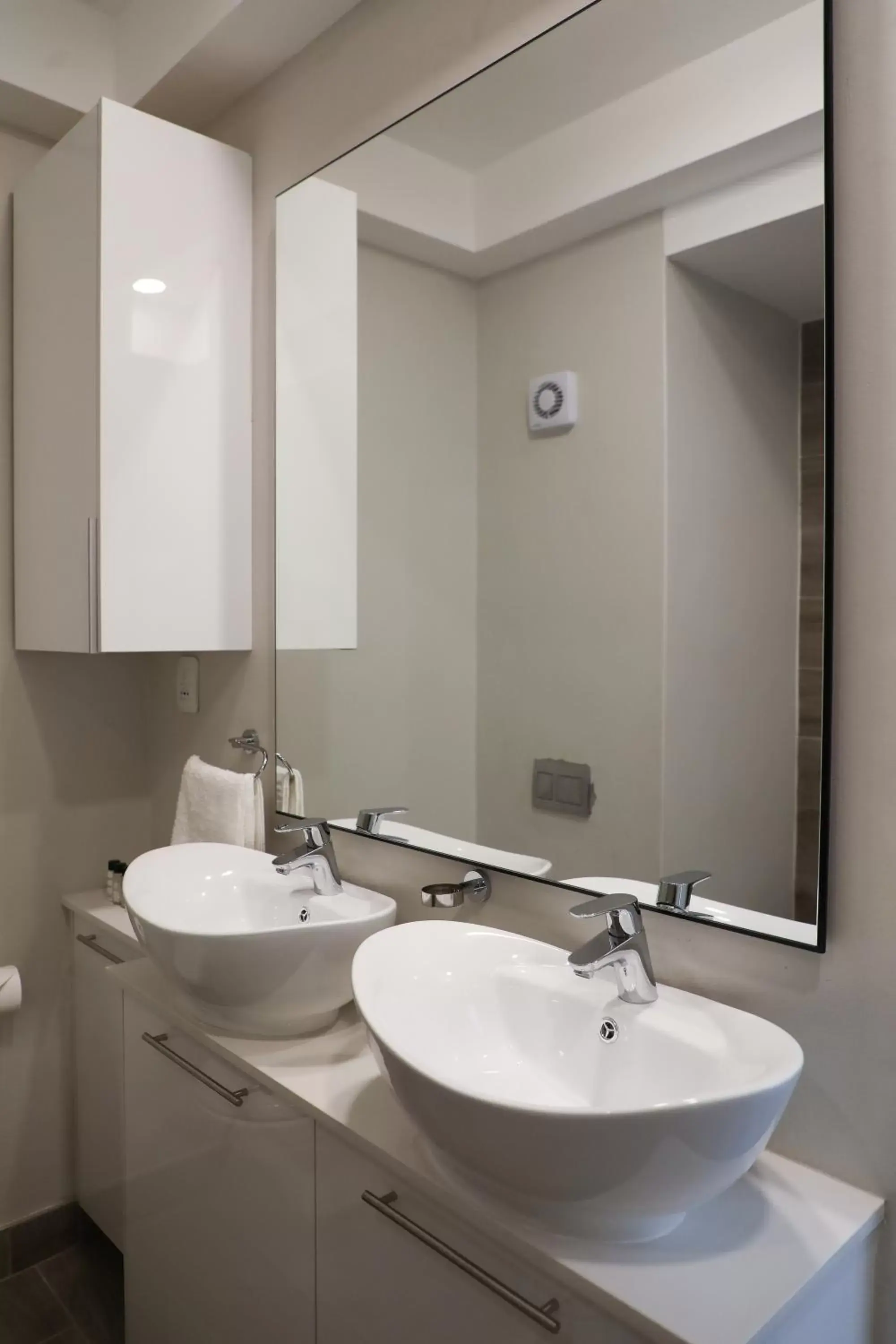 Bathroom in The Regency Apartment Hotel Menlyn