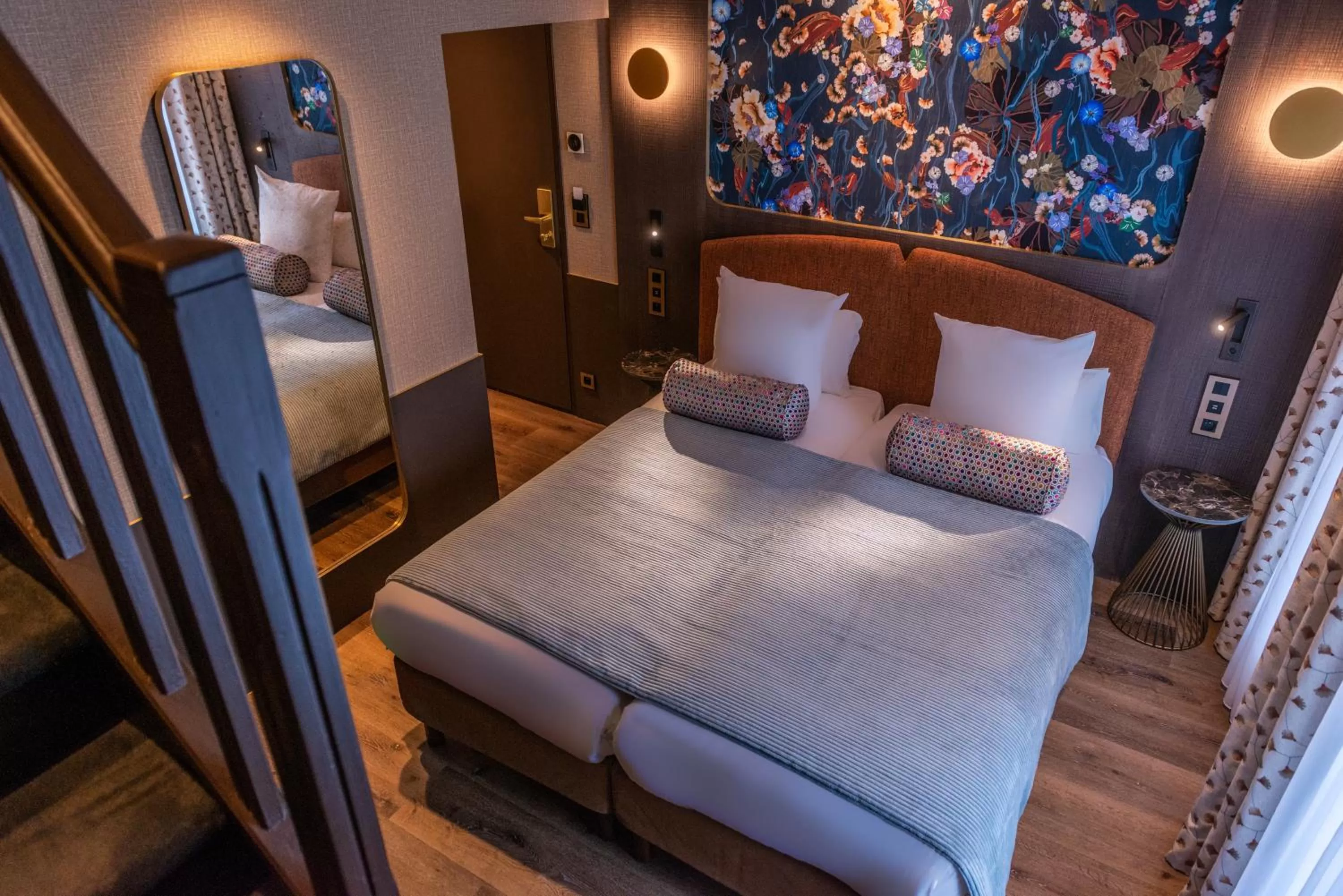 Bed in Maison Axel Opéra Paris