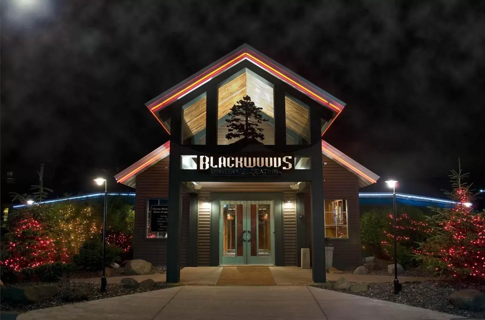 Restaurant/places to eat in AmericInn by Wyndham Duluth South Proctor Black Woods Event Ctr