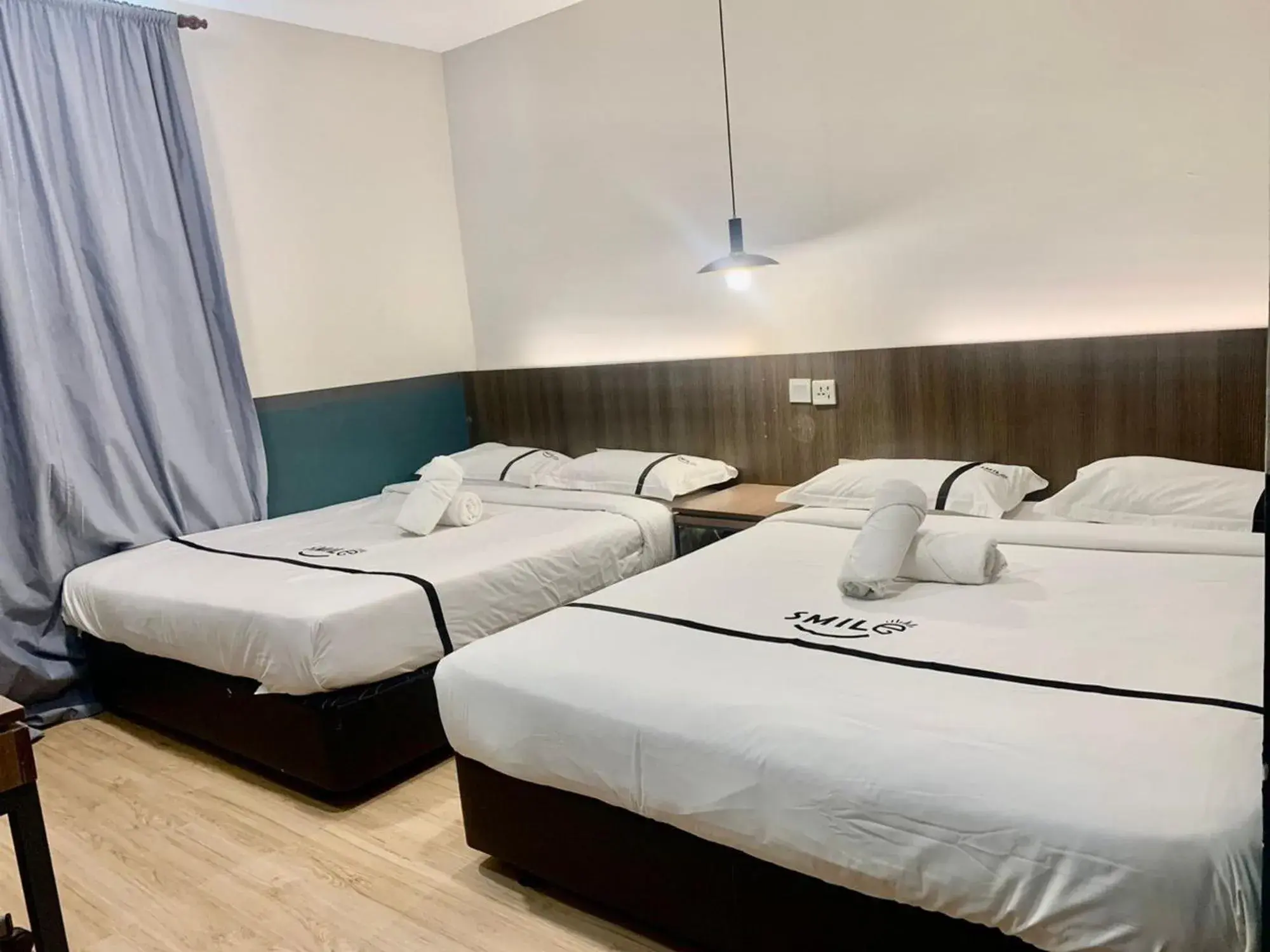 Bedroom, Bed in Smile Hotel Subang USJ