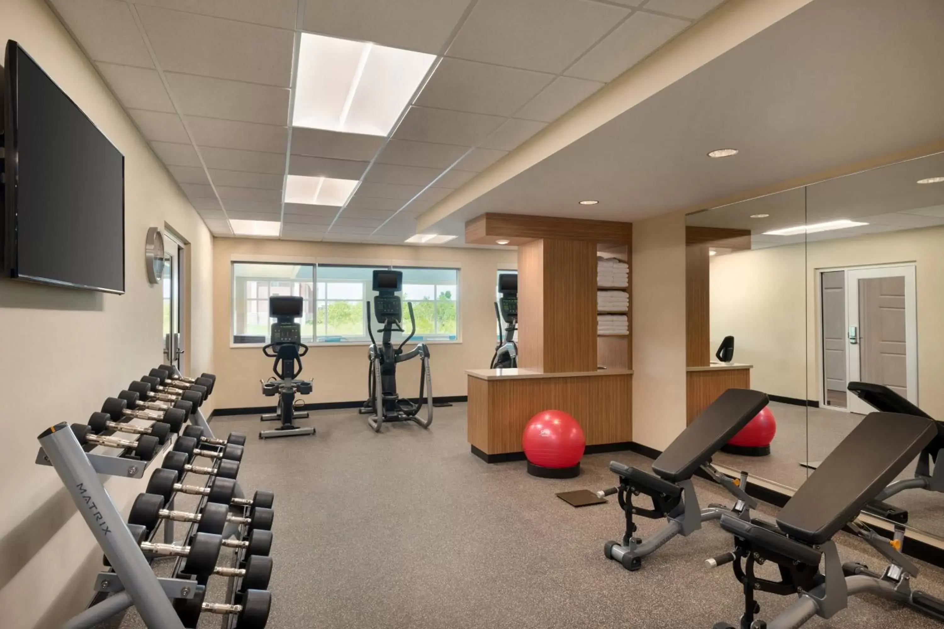 Fitness centre/facilities, Fitness Center/Facilities in TownePlace Suites by Marriott Milwaukee Grafton