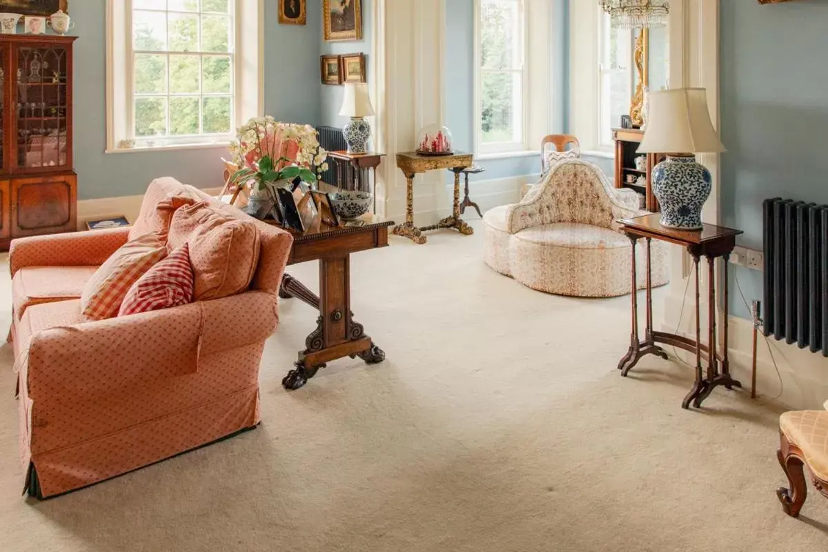 Living room, Seating Area in Trewardale