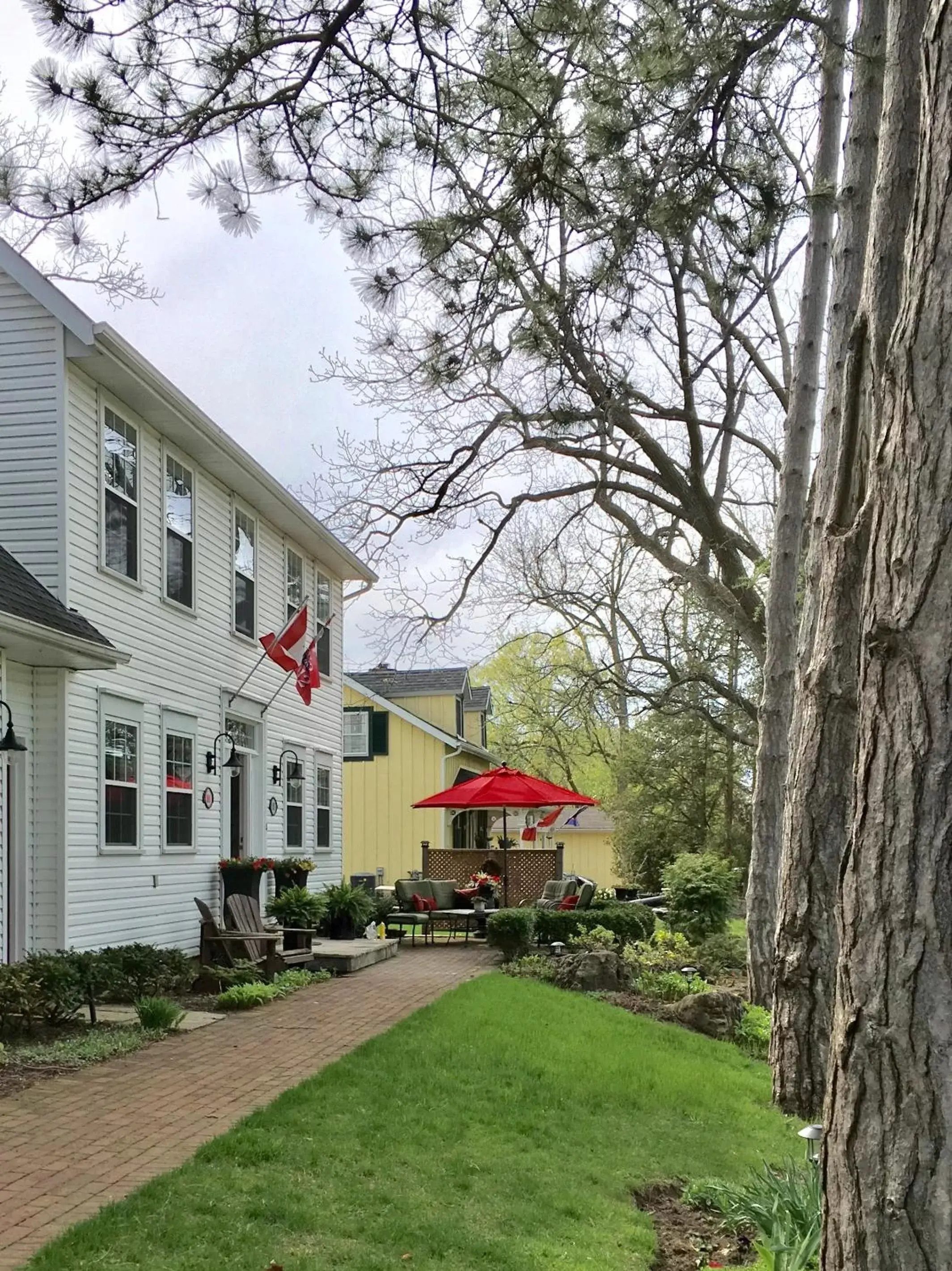 Street view, Property Building in Darlington House Bed and Breakfast