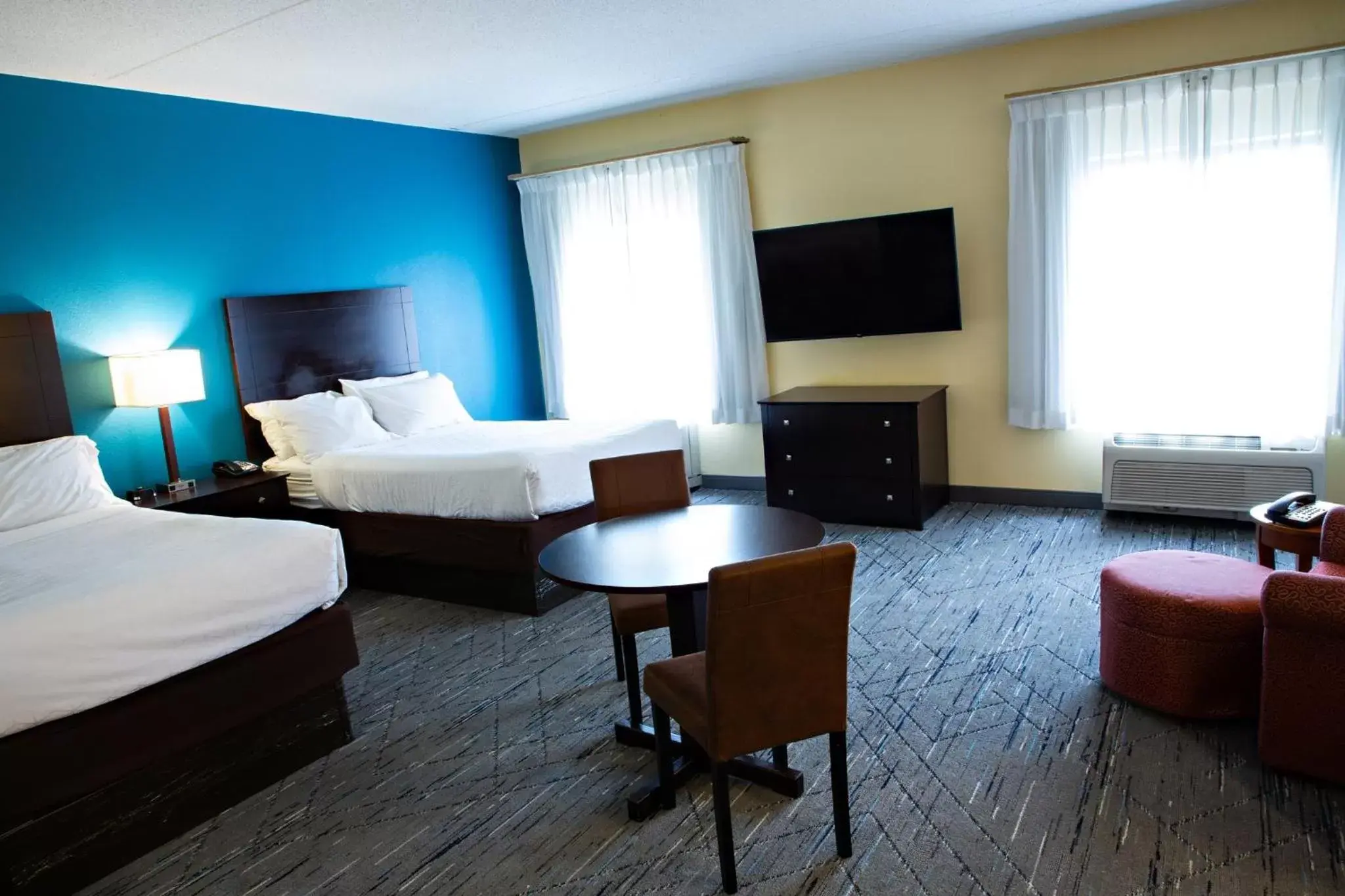 Photo of the whole room, TV/Entertainment Center in Holiday Inn Express Harrisburg West, an IHG Hotel