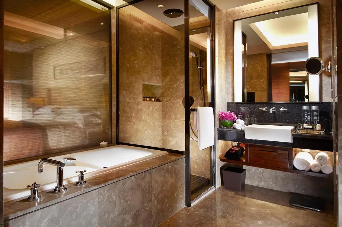 Bathroom in Crowne Plaza Huizhou, an IHG Hotel