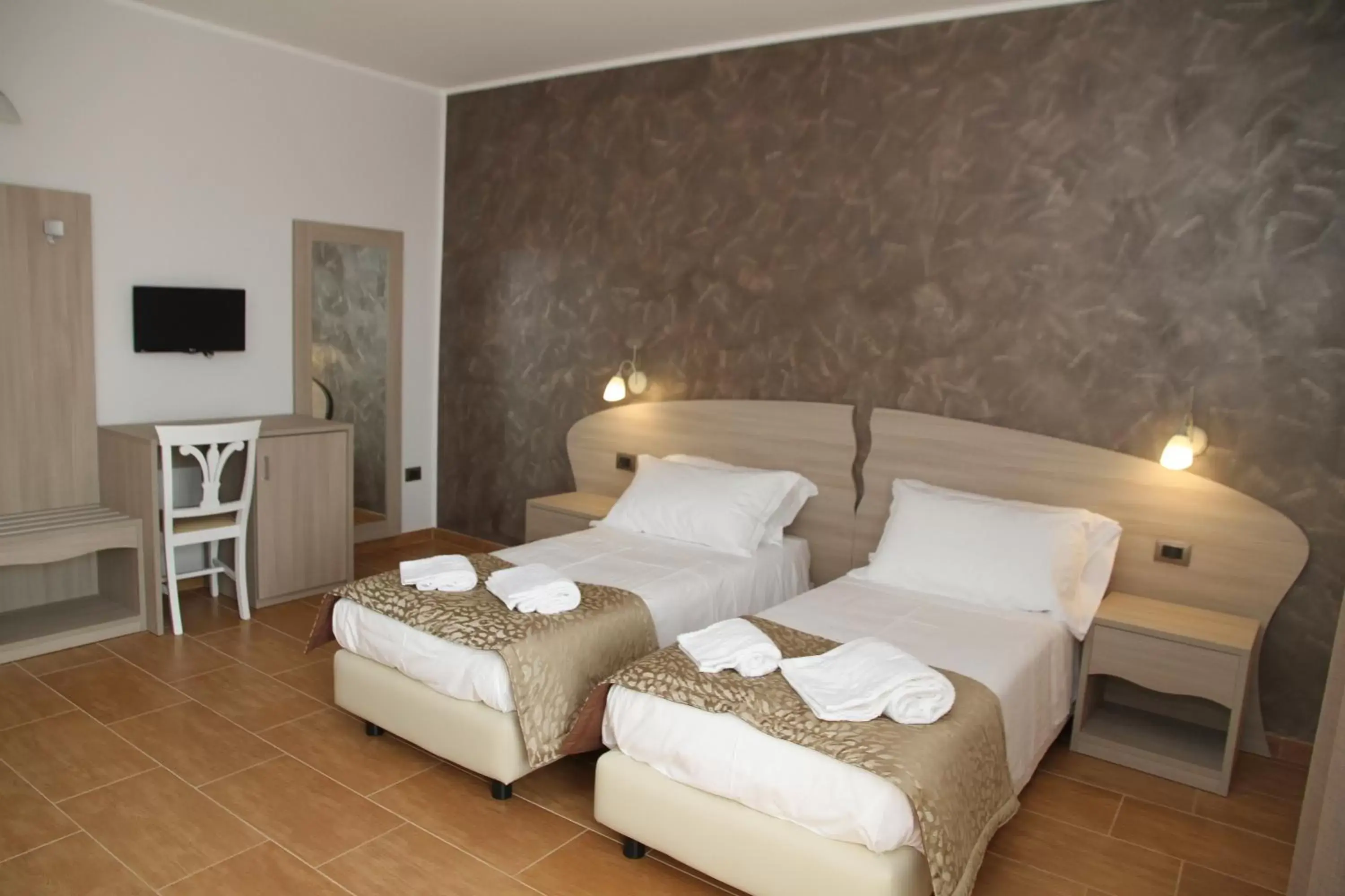 Bed in Monte San Giovanni-Nebrodi Rooms