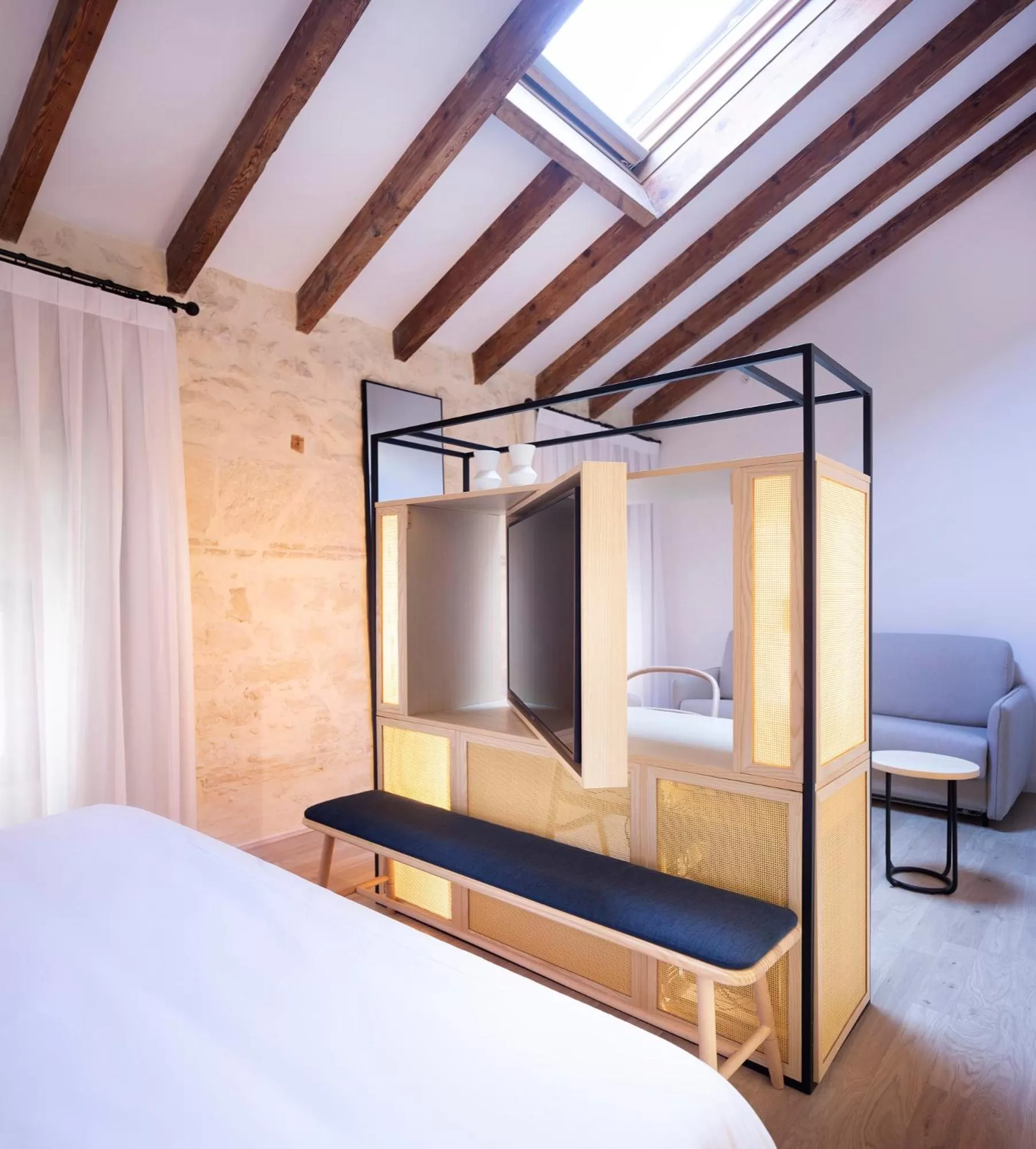 TV and multimedia, Bed in Hotel Serawa Alicante