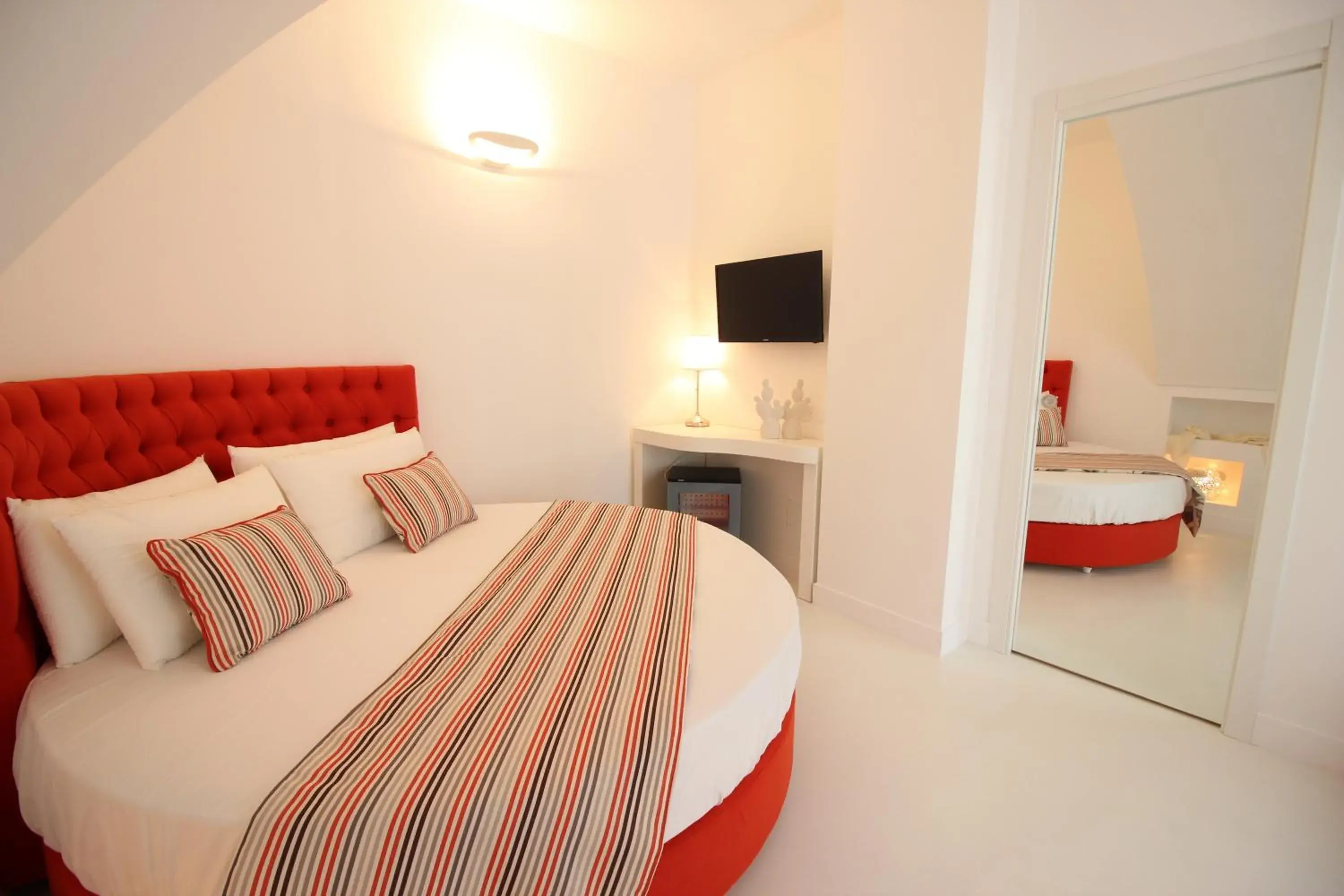 Photo of the whole room, Bed in Il Borghetto Creative Resort