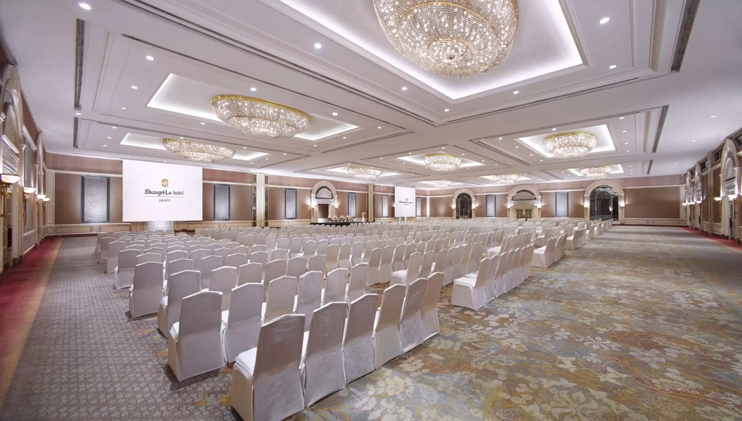 On site, Business Area/Conference Room in Shangri-La Jakarta