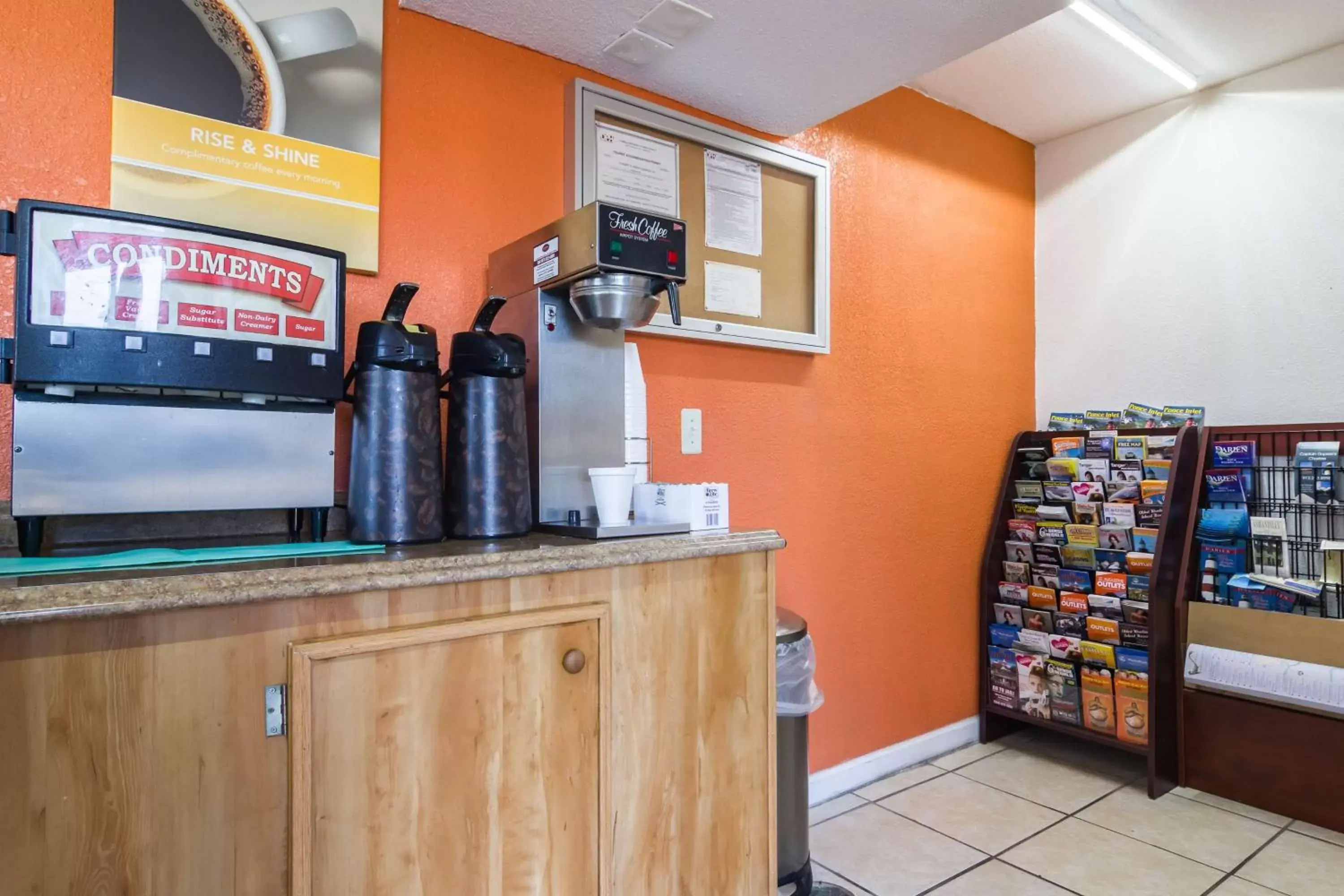 Lobby or reception in Motel 6-Townsend, GA Lobby or reception in Motel 6-Townsend, GA