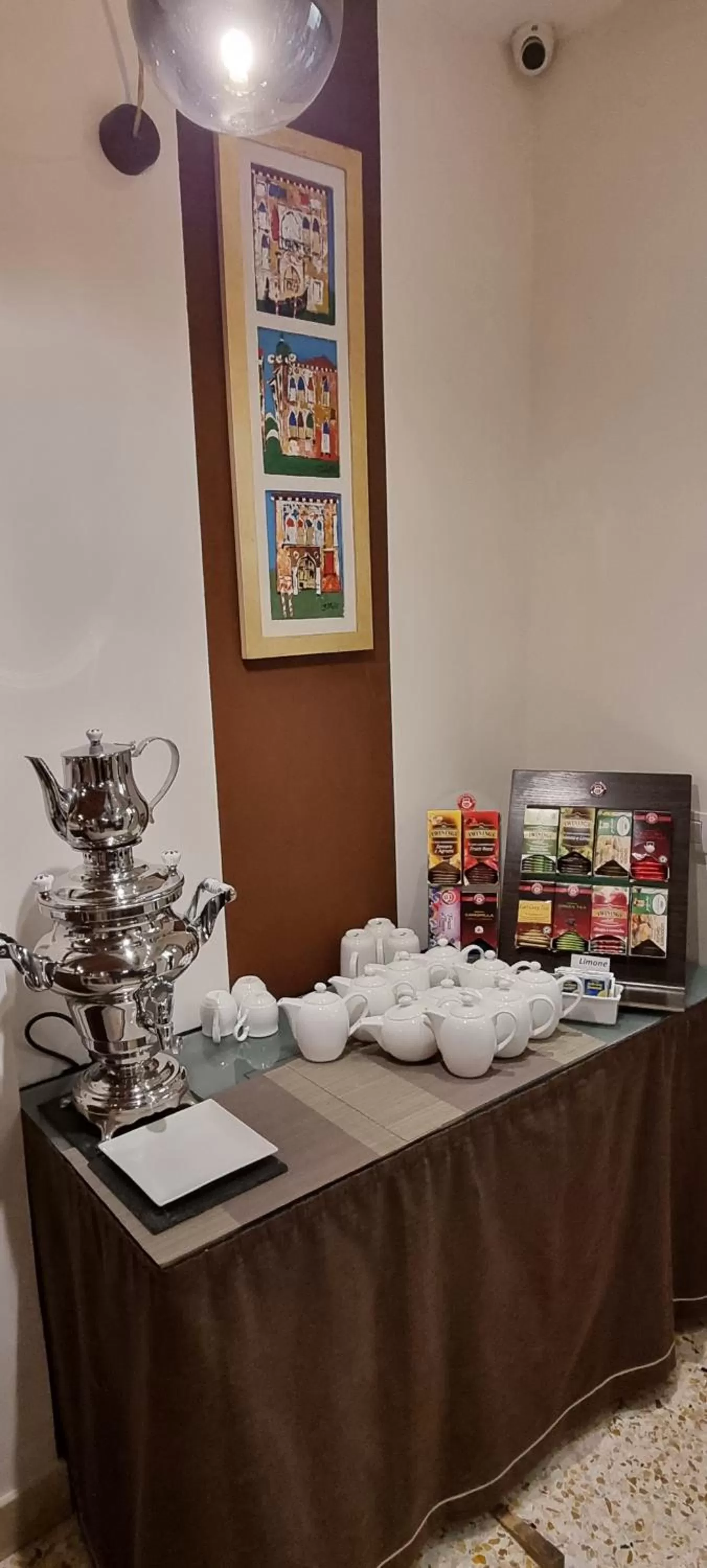 Food and drinks in UNAHOTELS Eco Hotel Villa Costanza Venezia