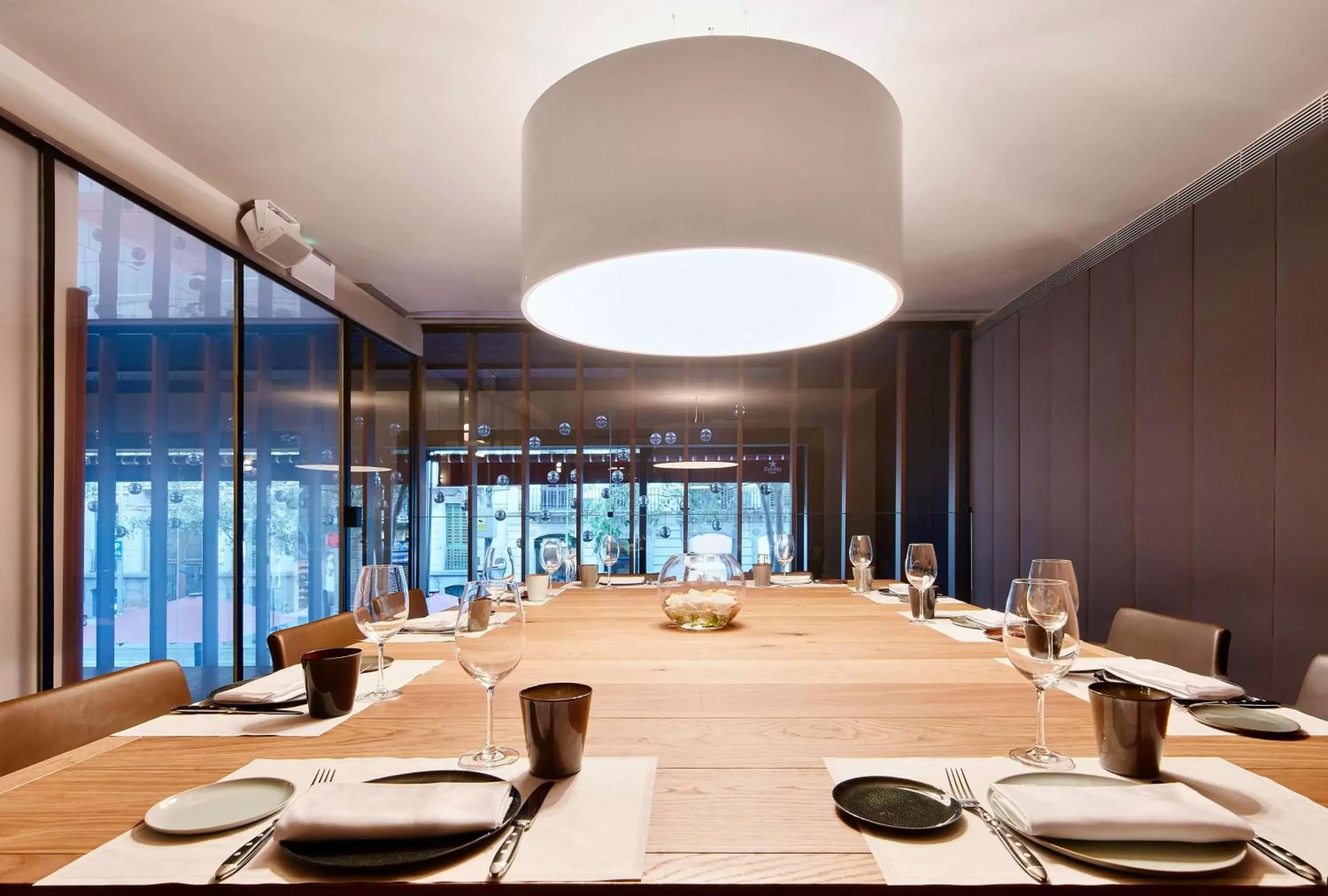 Dining area, Restaurant/Places to Eat in Alexandra Barcelona Hotel, Curio Collection by Hilton