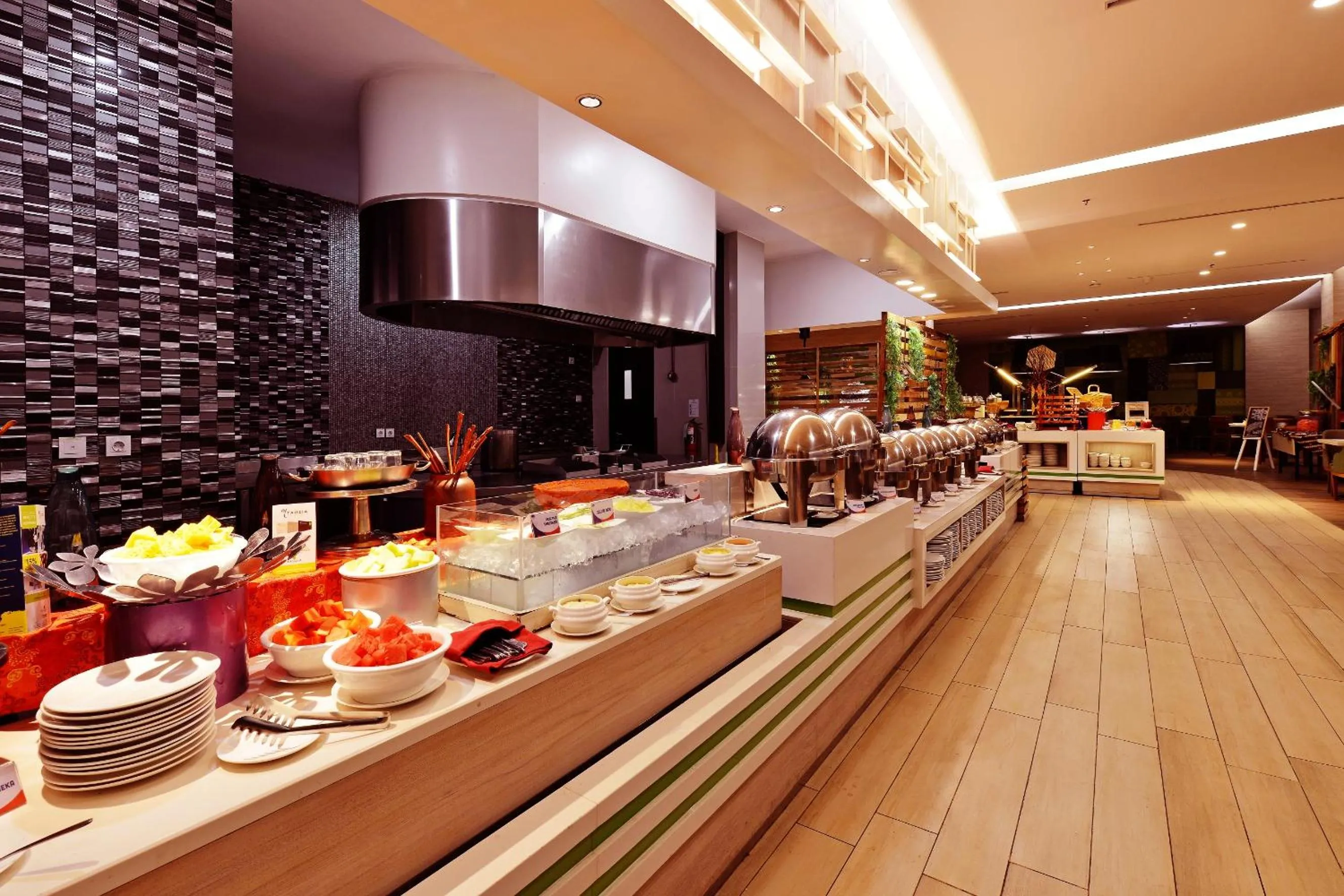 Restaurant/places to eat in FOX Hotel Pekanbaru
