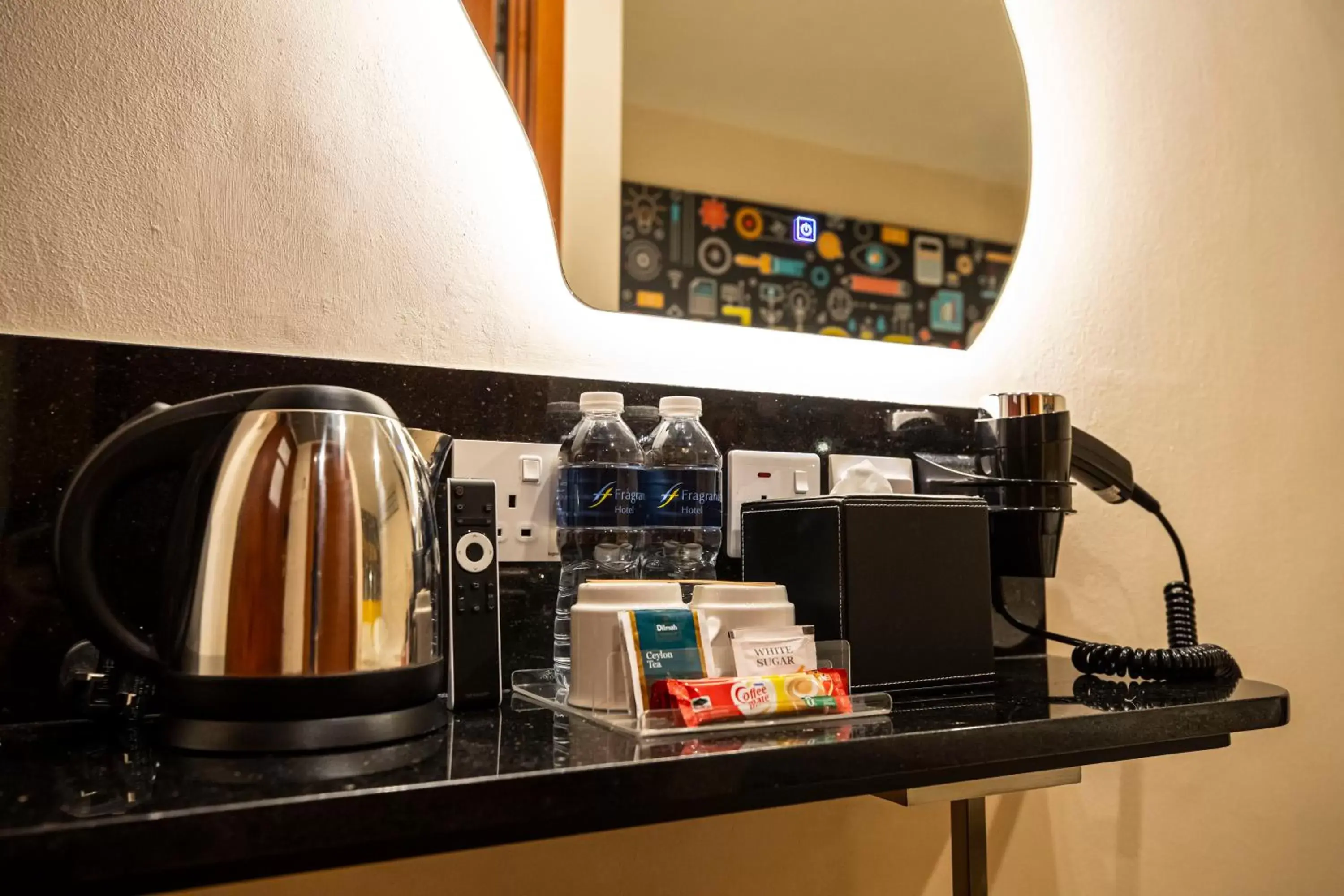 Coffee/tea facilities in Fragrance Hotel - Oasis