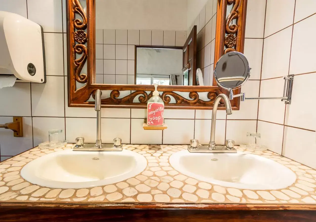 Bathroom in Villa Margarita