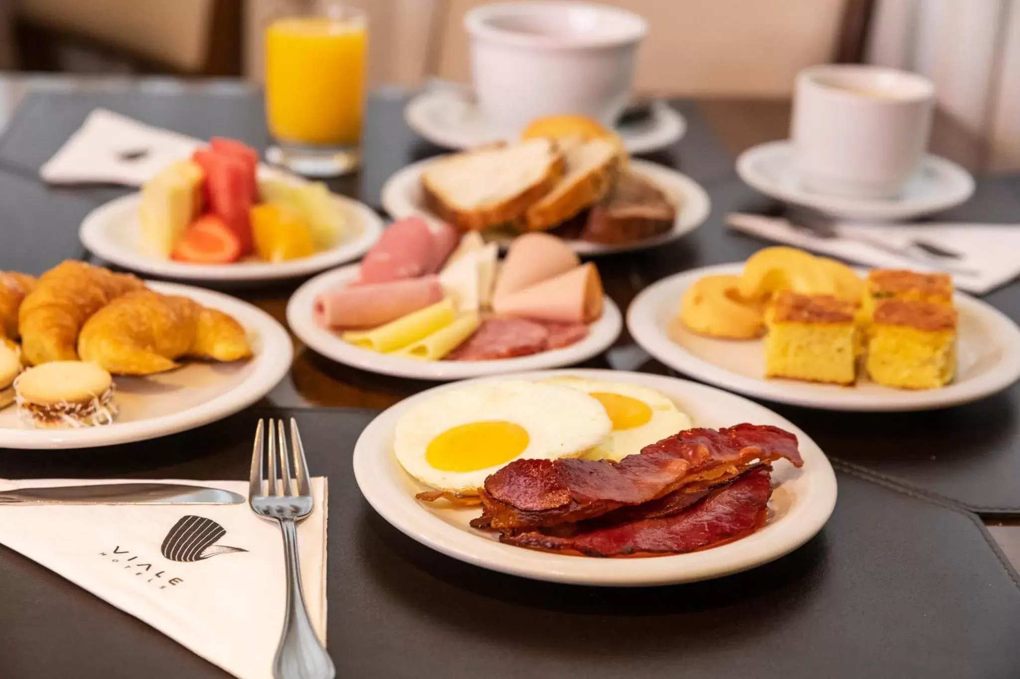 Continental breakfast in Viale Tower Hotel