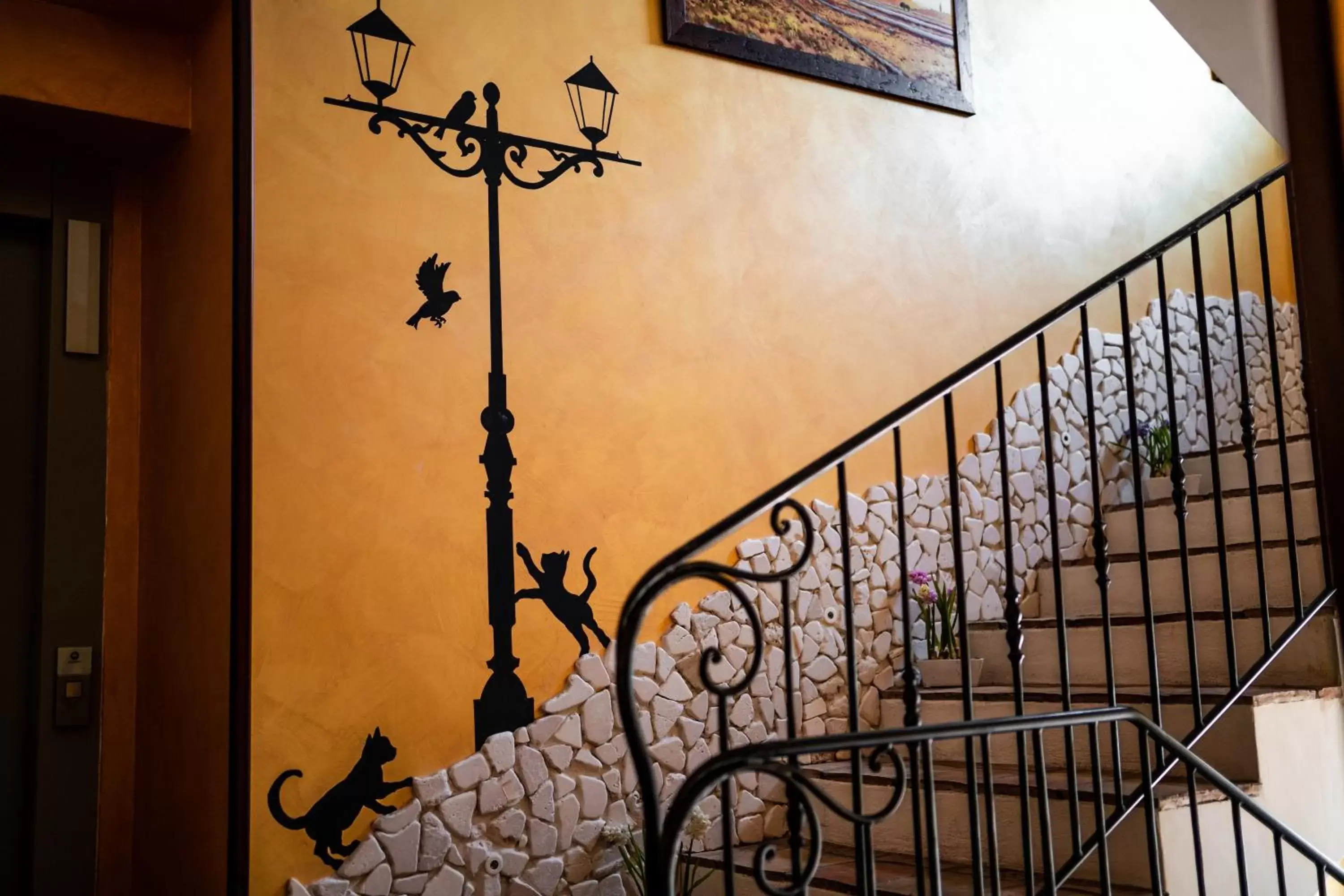 Decorative detail in Villa D'Anzi B&B