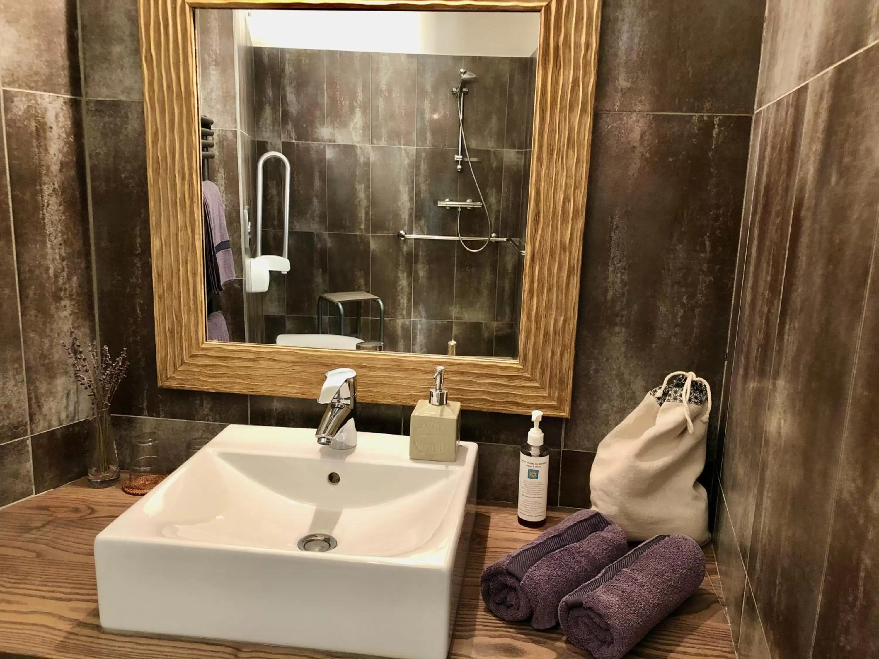 Bathroom in L'Autre Maison