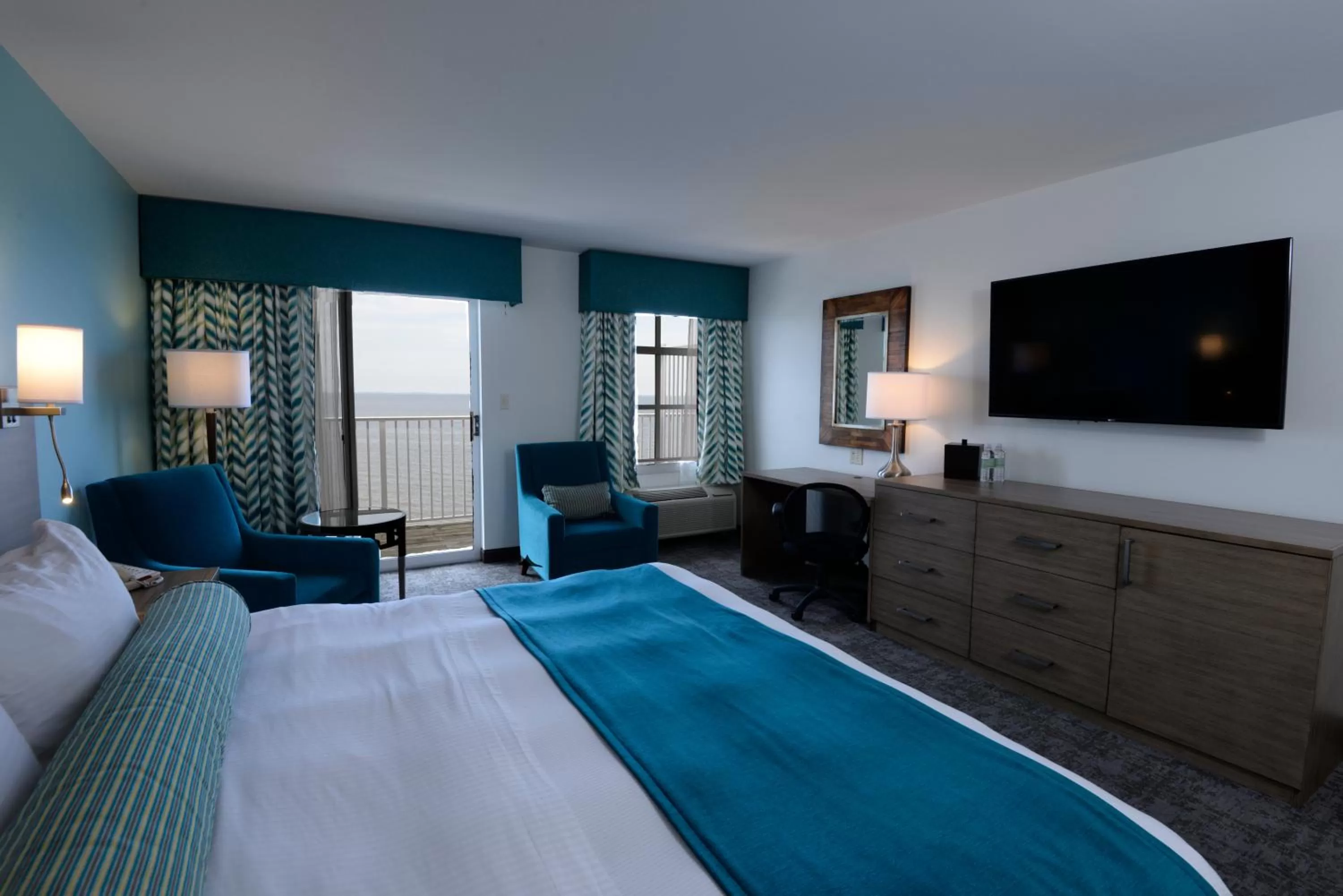 Sea view, Bed in Rod 'N' Reel Resort