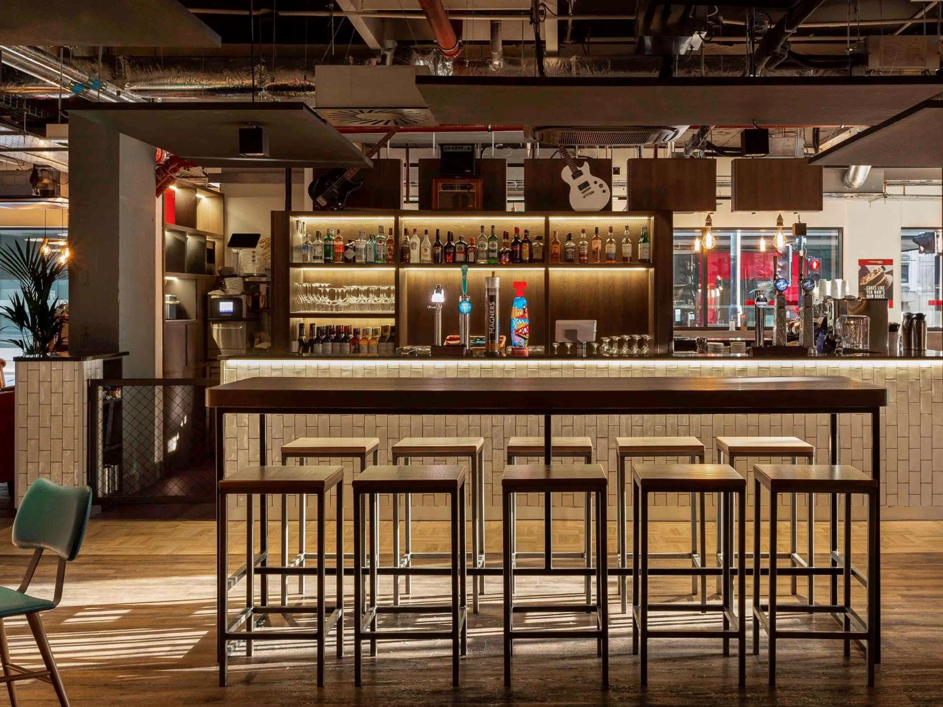 Restaurant/places to eat in ibis Styles Glasgow Central