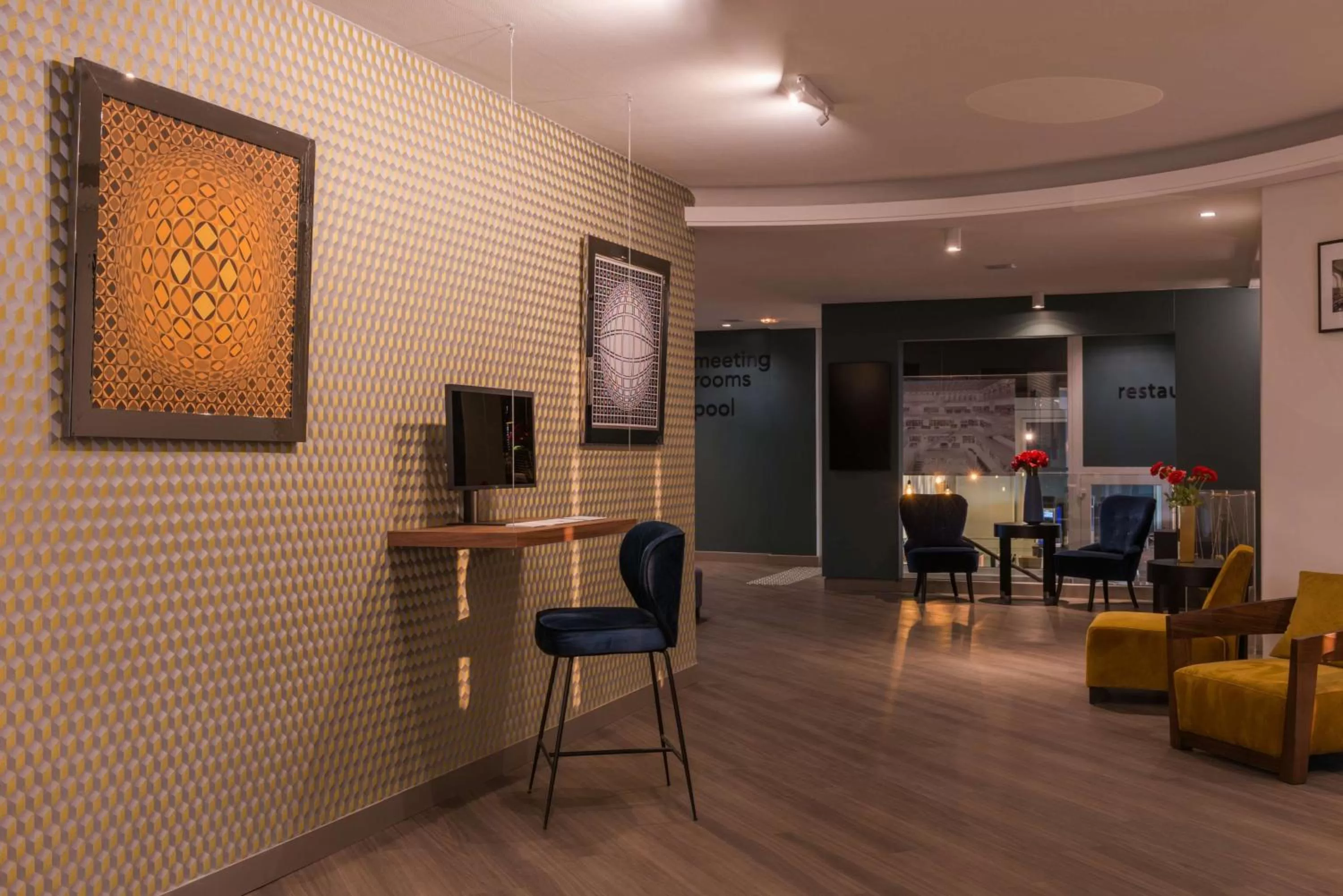 Lobby or reception in Best Western Hotel le Galice Aix-en-Provence