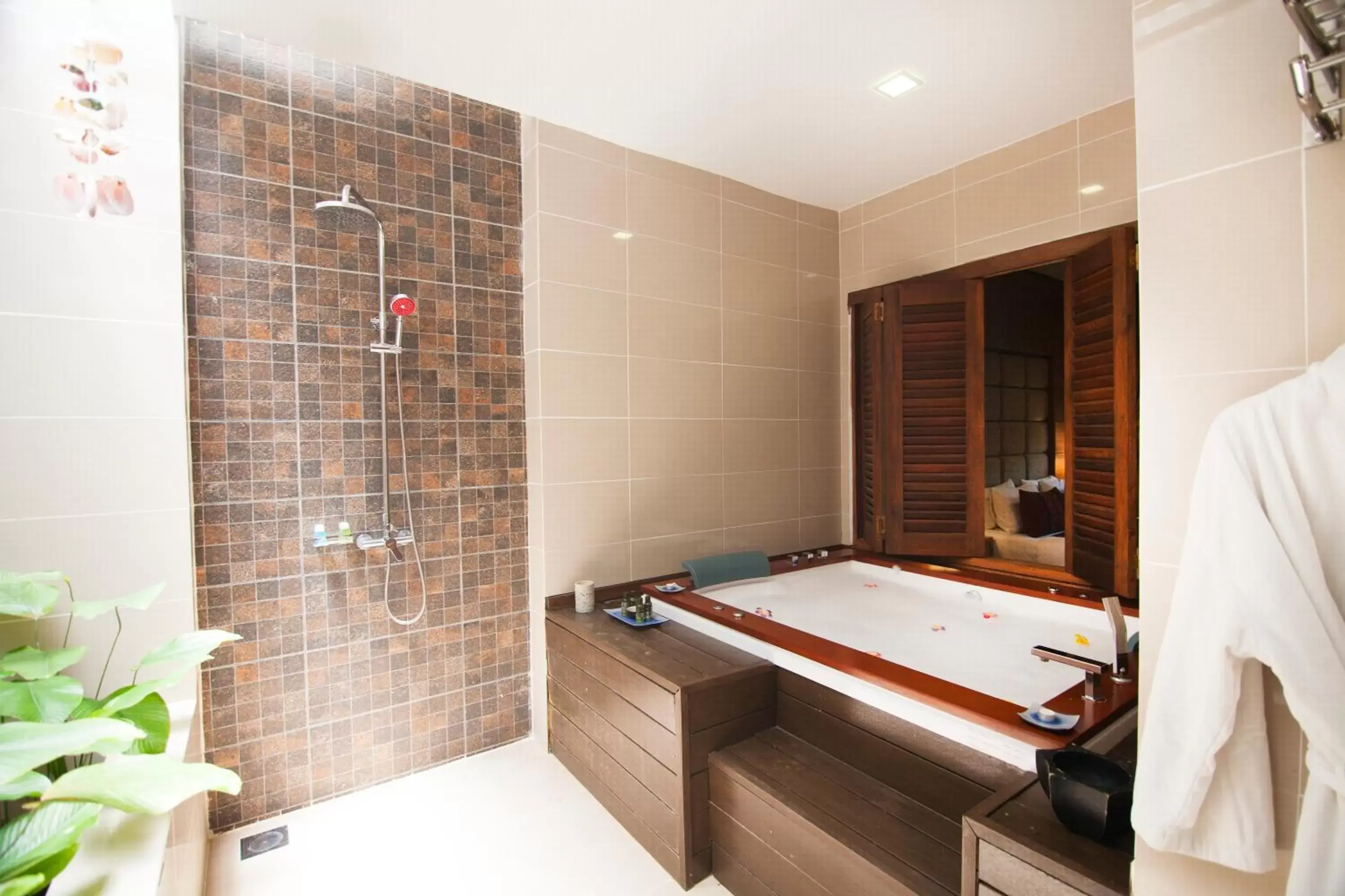 Shower, Bathroom in Telaga Terrace Boutique Resort