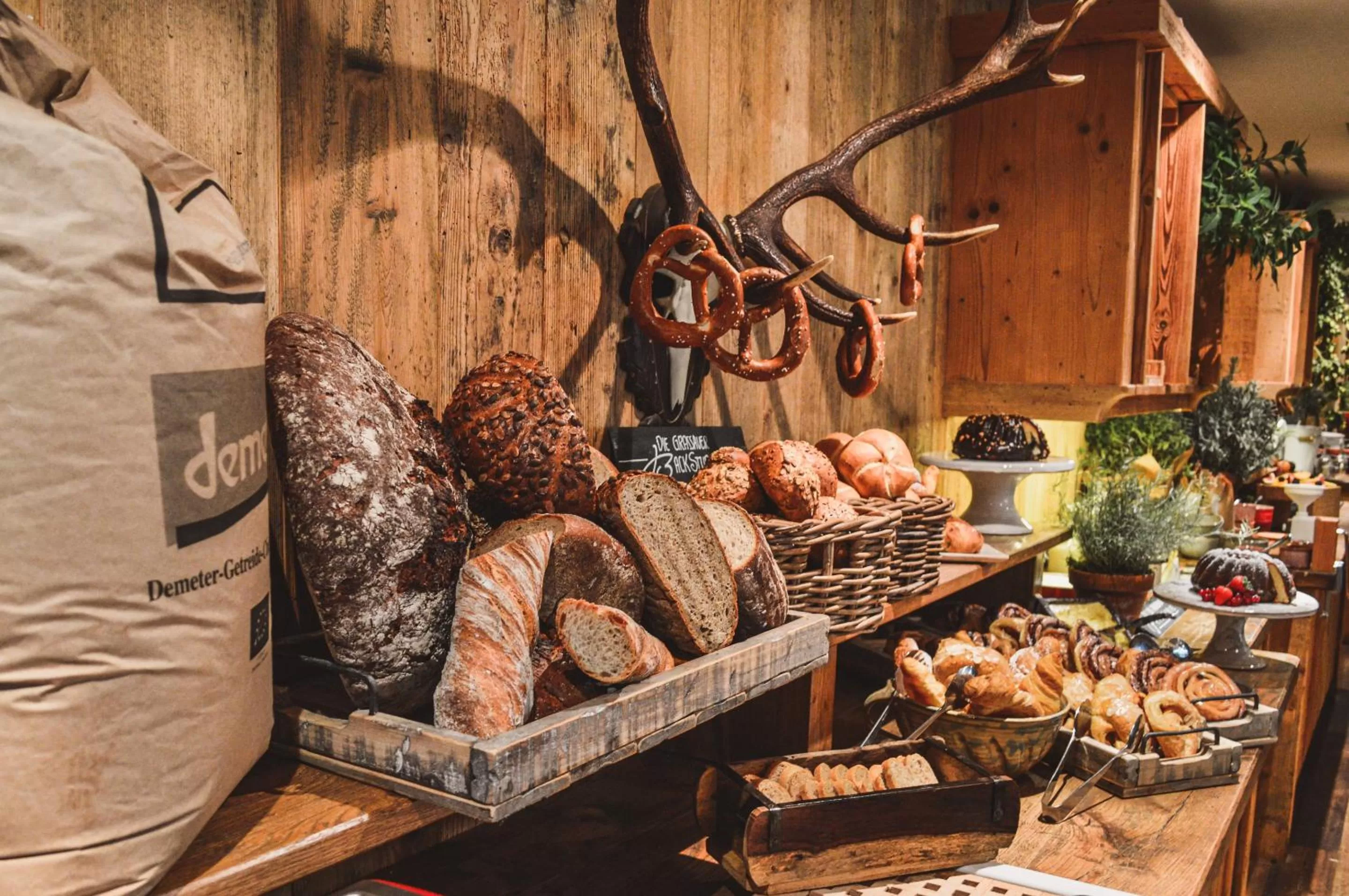 Restaurant/places to eat in Das Achental Resort