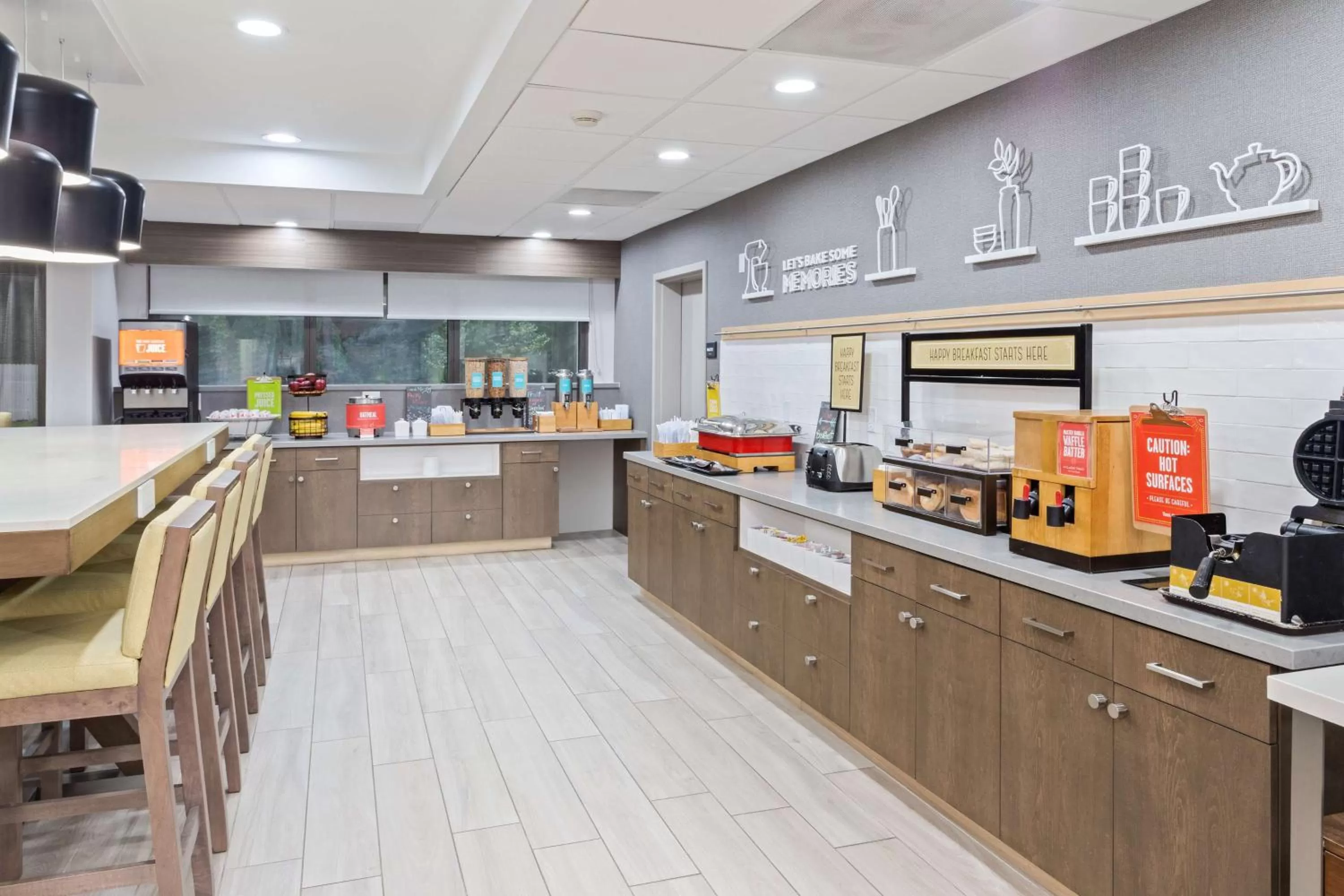 Breakfast in Hampton Inn Perry