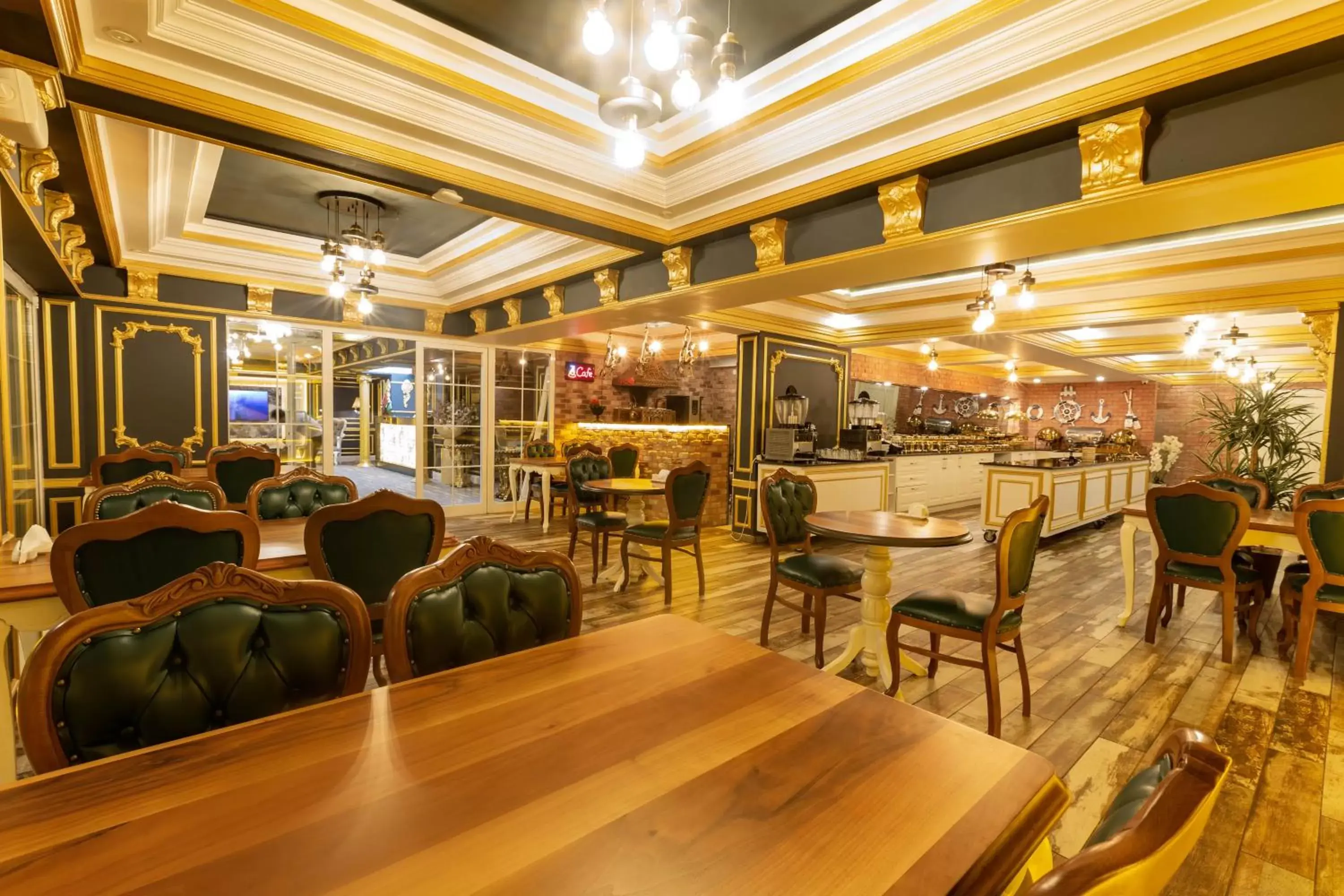 Restaurant/places to eat in Andalouse Otel Restaurant/places to eat in Andalouse Otel