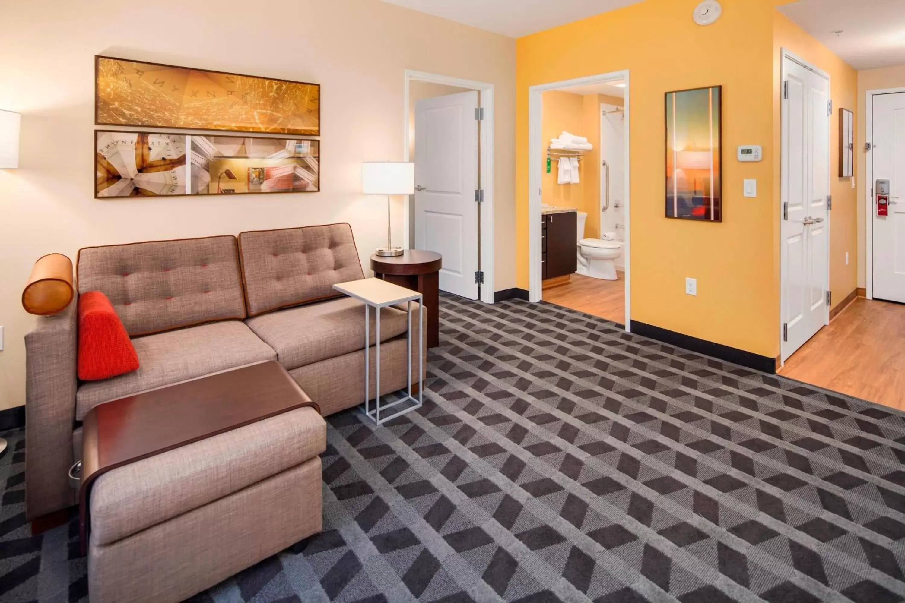 Living room, Seating Area in TownePlace Suites by Marriott Bellingham