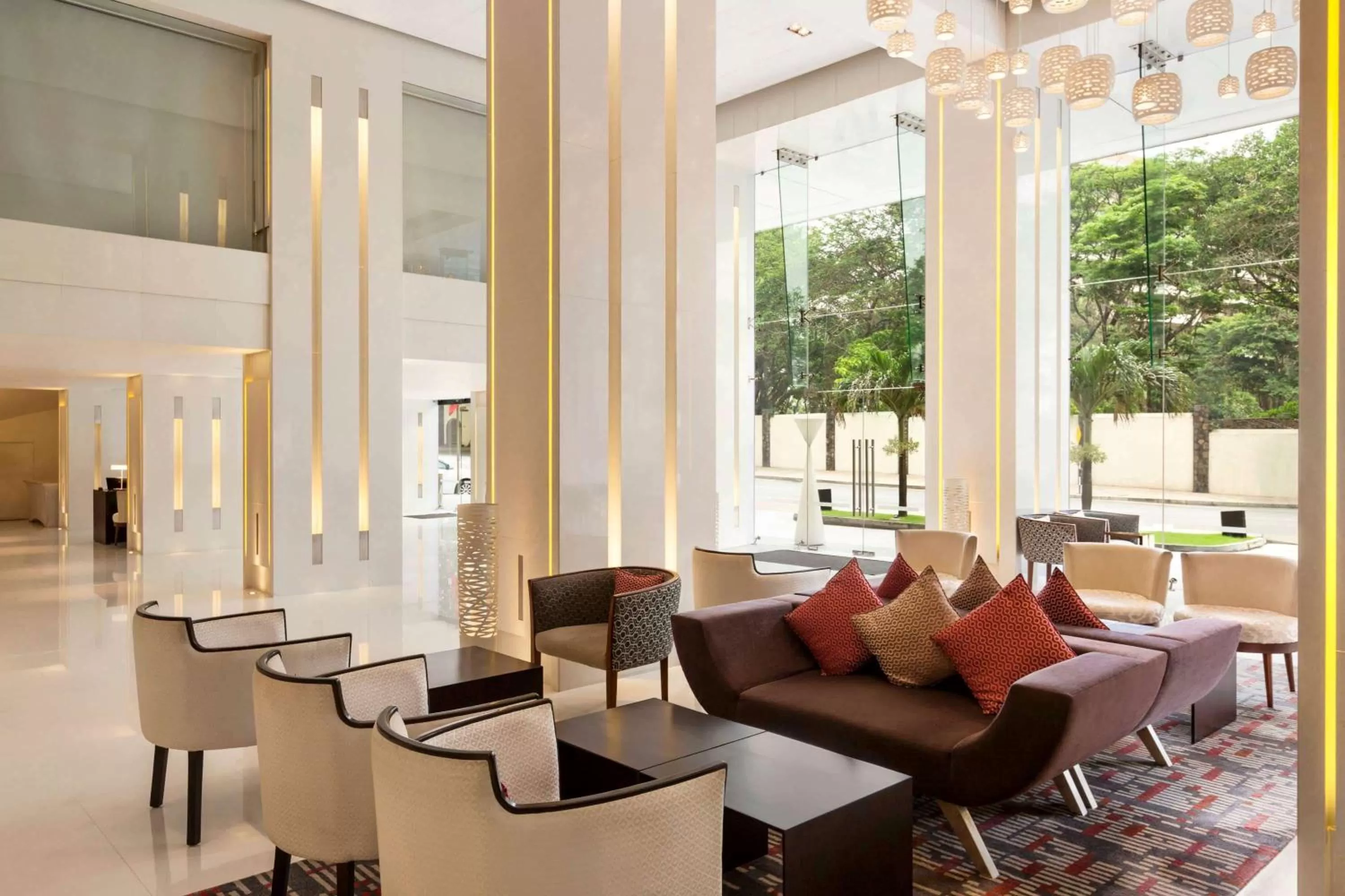 Lobby or reception in Ramada Colombo