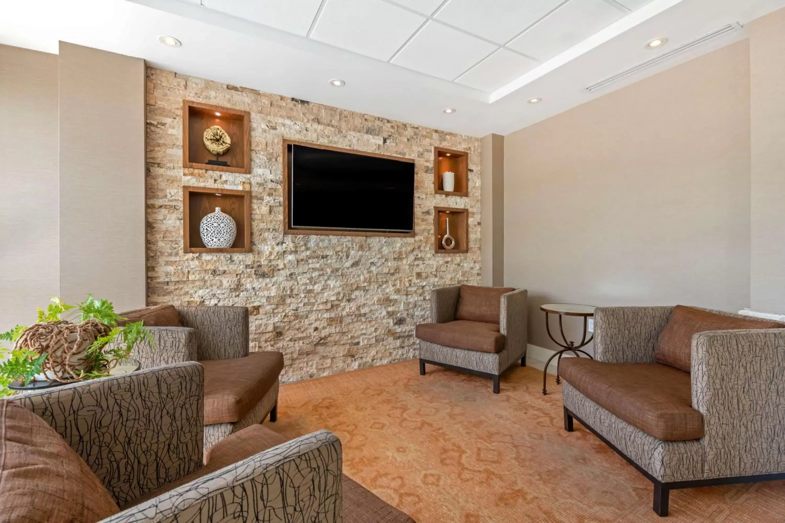 Lobby or reception, Seating Area in Best Western Plus North Miami-Bal Harbour