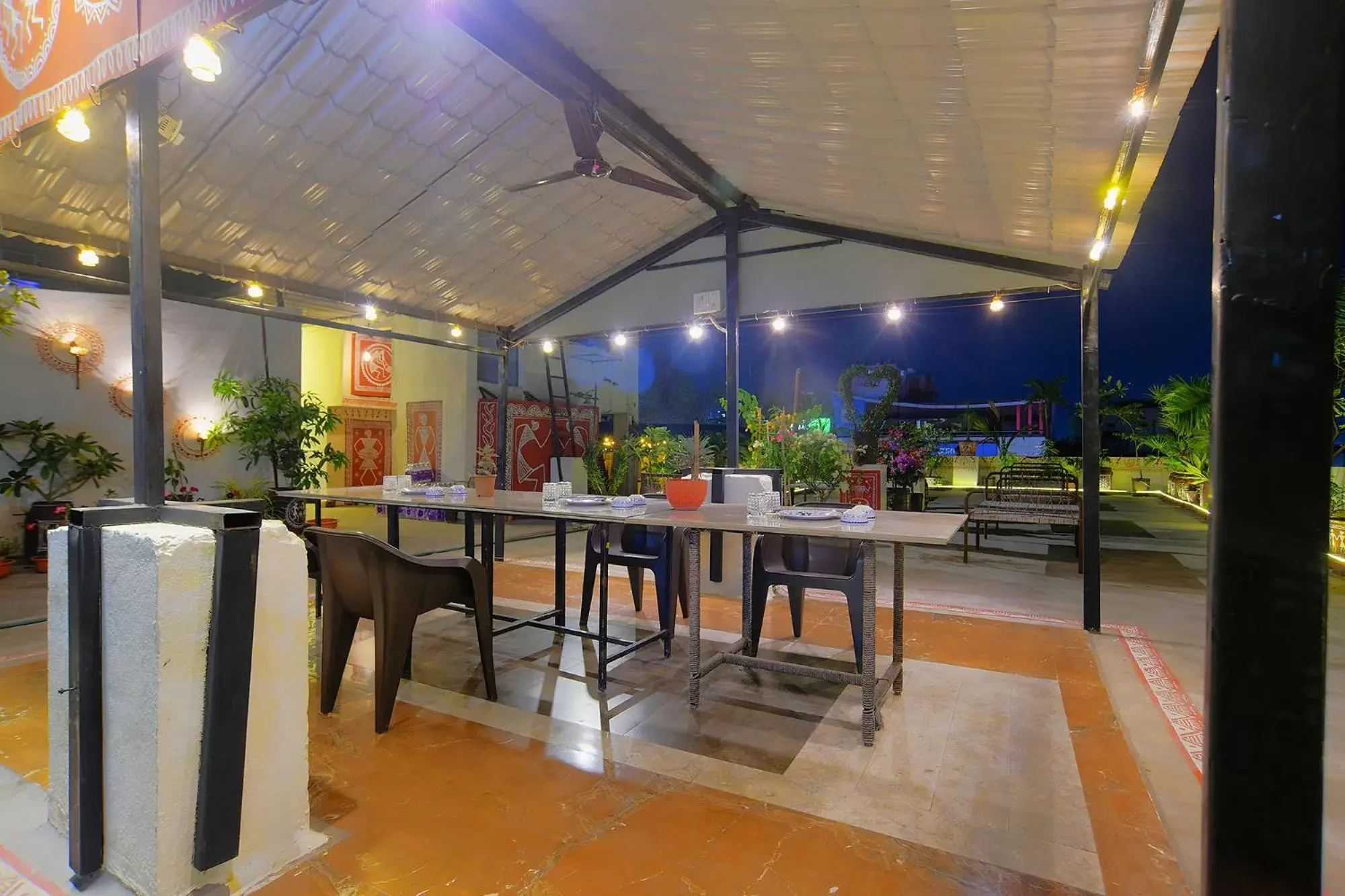 Breakfast in FabHotel Imperial Regency Breakfast in FabHotel Imperial Regency