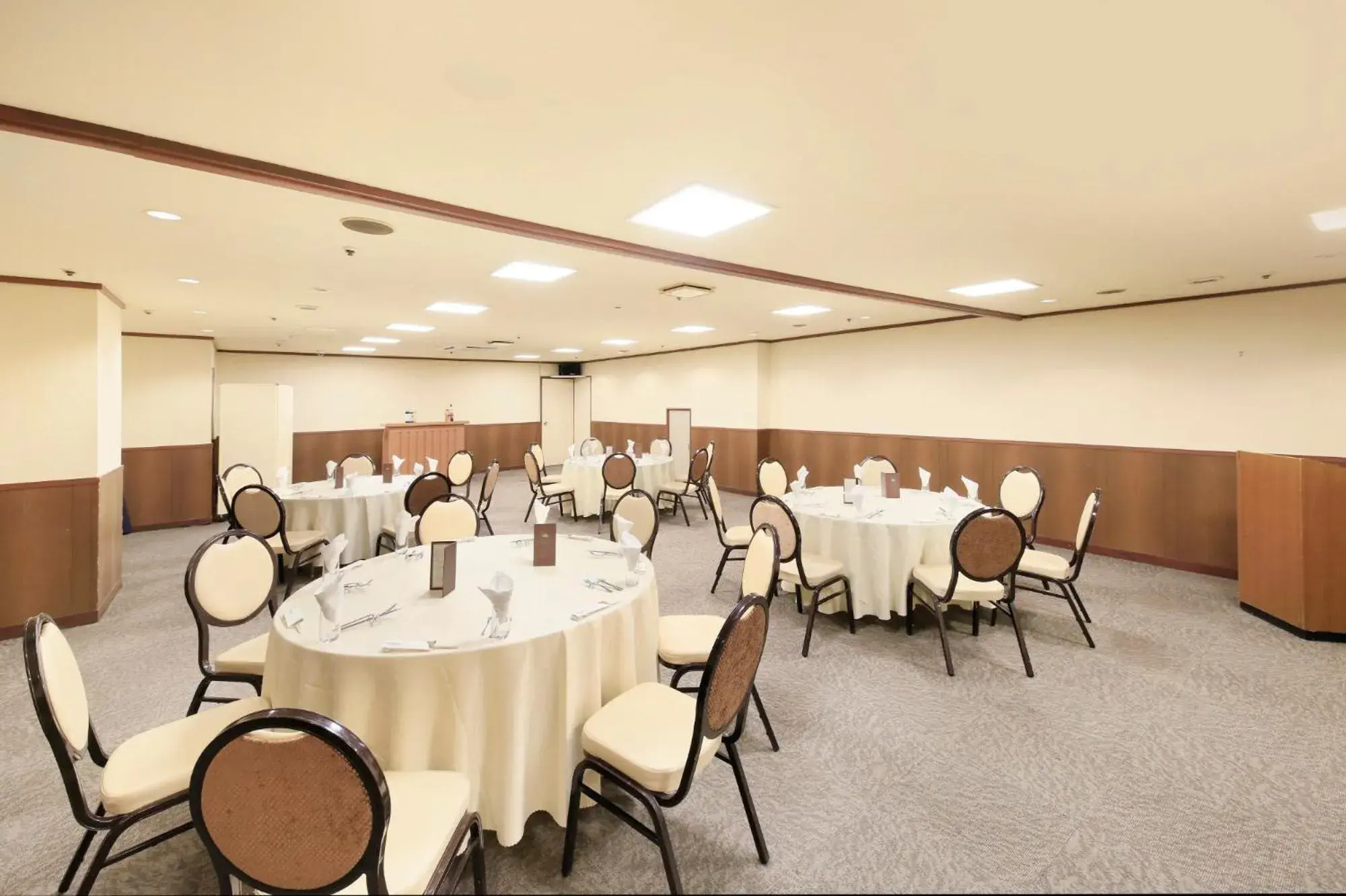 Banquet/Function facilities, Banquet Facilities in Hirosaki Park Hotel