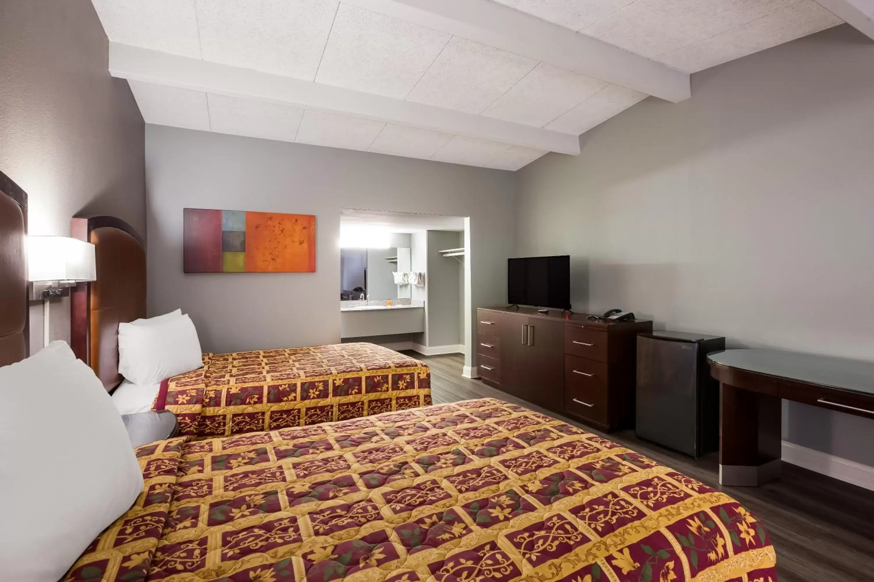 Bed in Knights Inn Fayetteville - Fort Bragg Bed in Knights Inn Fayetteville - Fort Bragg