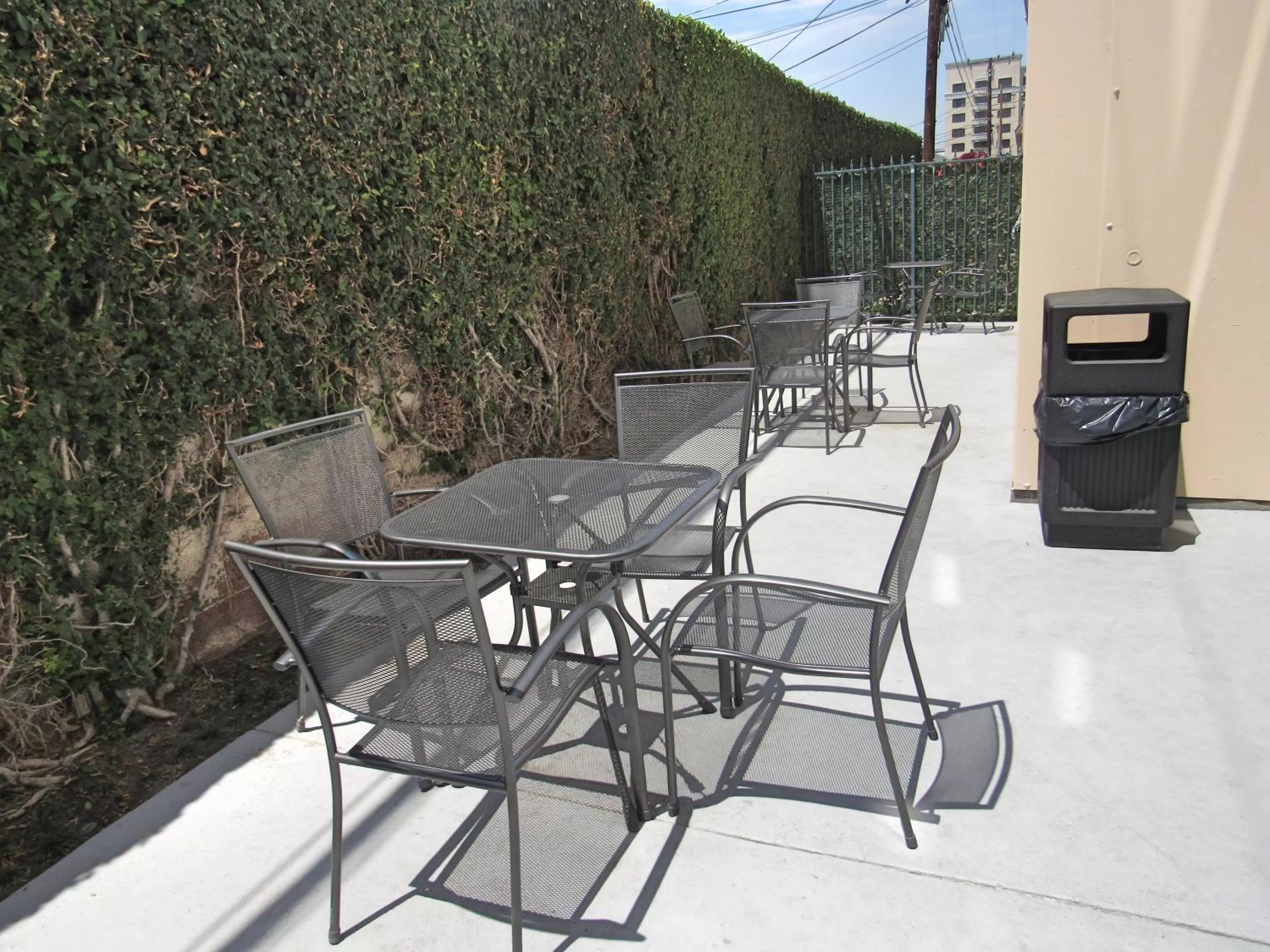 Day in Capri Suites Anaheim