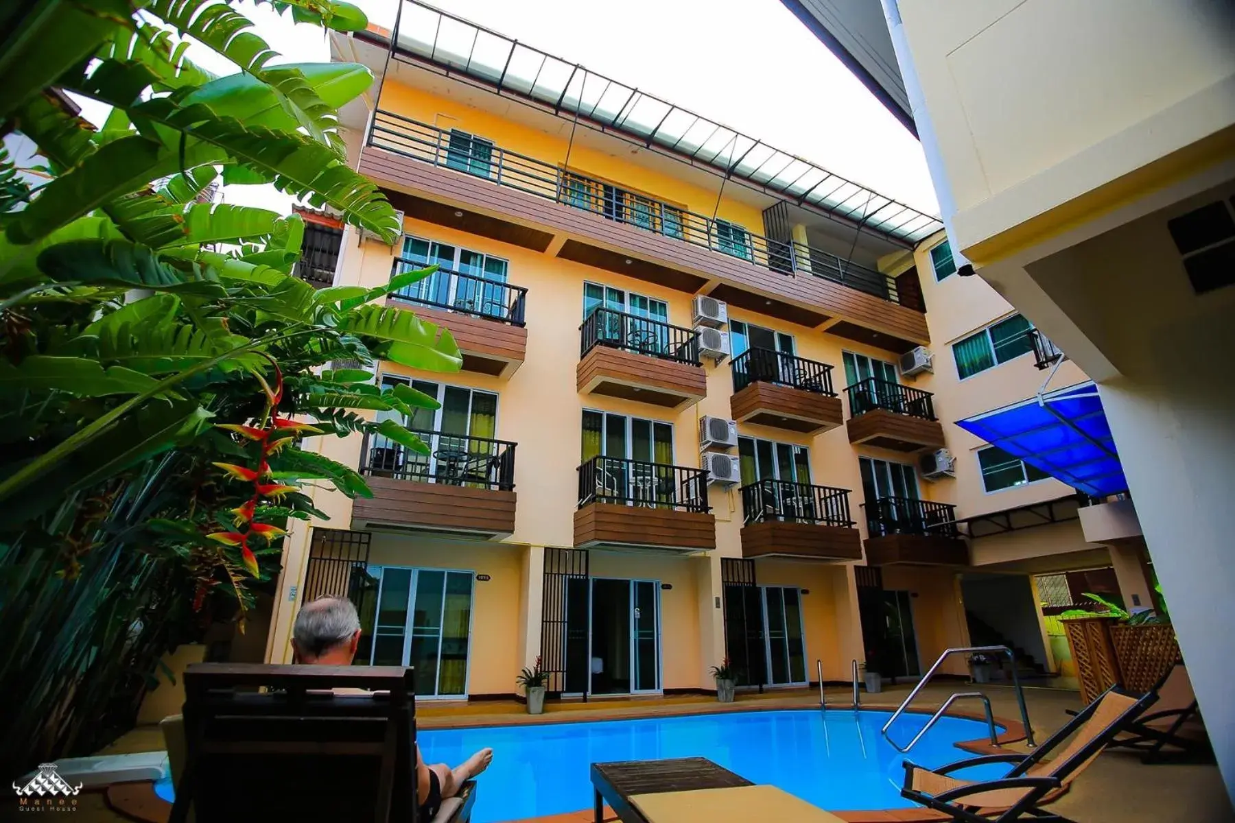 Area and facilities, Swimming Pool in Manee Cool Mueang