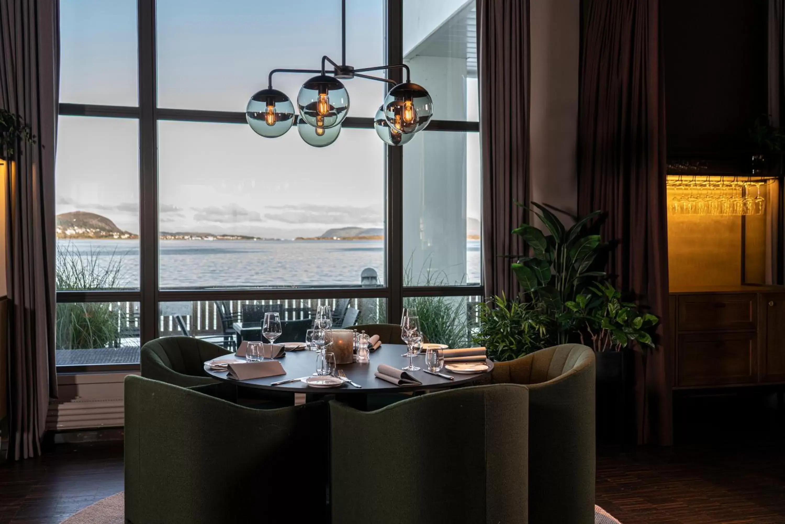 Restaurant/Places to Eat in Quality Hotel Ålesund