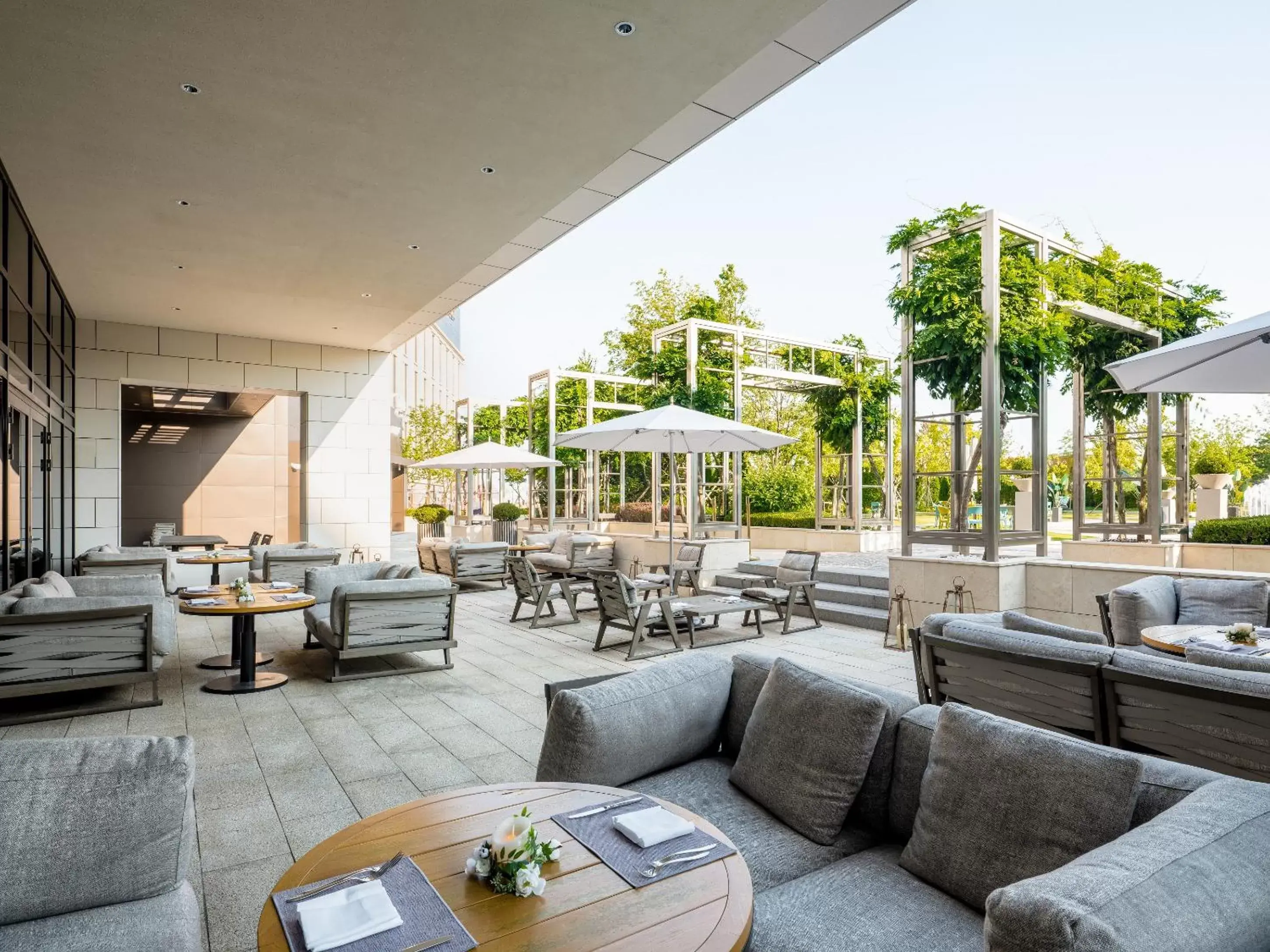 Lounge or bar in Paradise City Lounge or bar in Paradise City