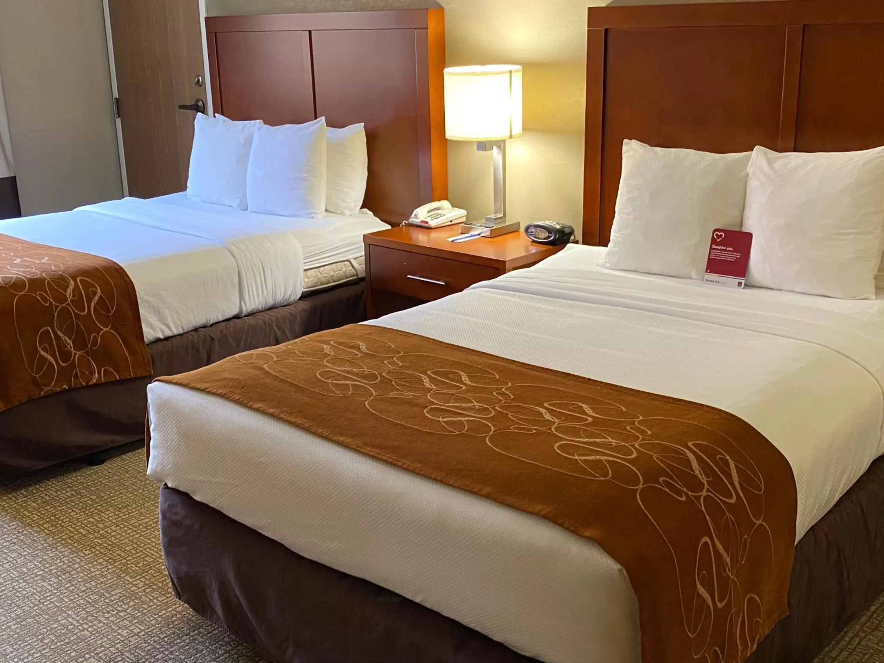Suite with Two Double Beds in Comfort Suites Near Casinos Norwich-Uncasville