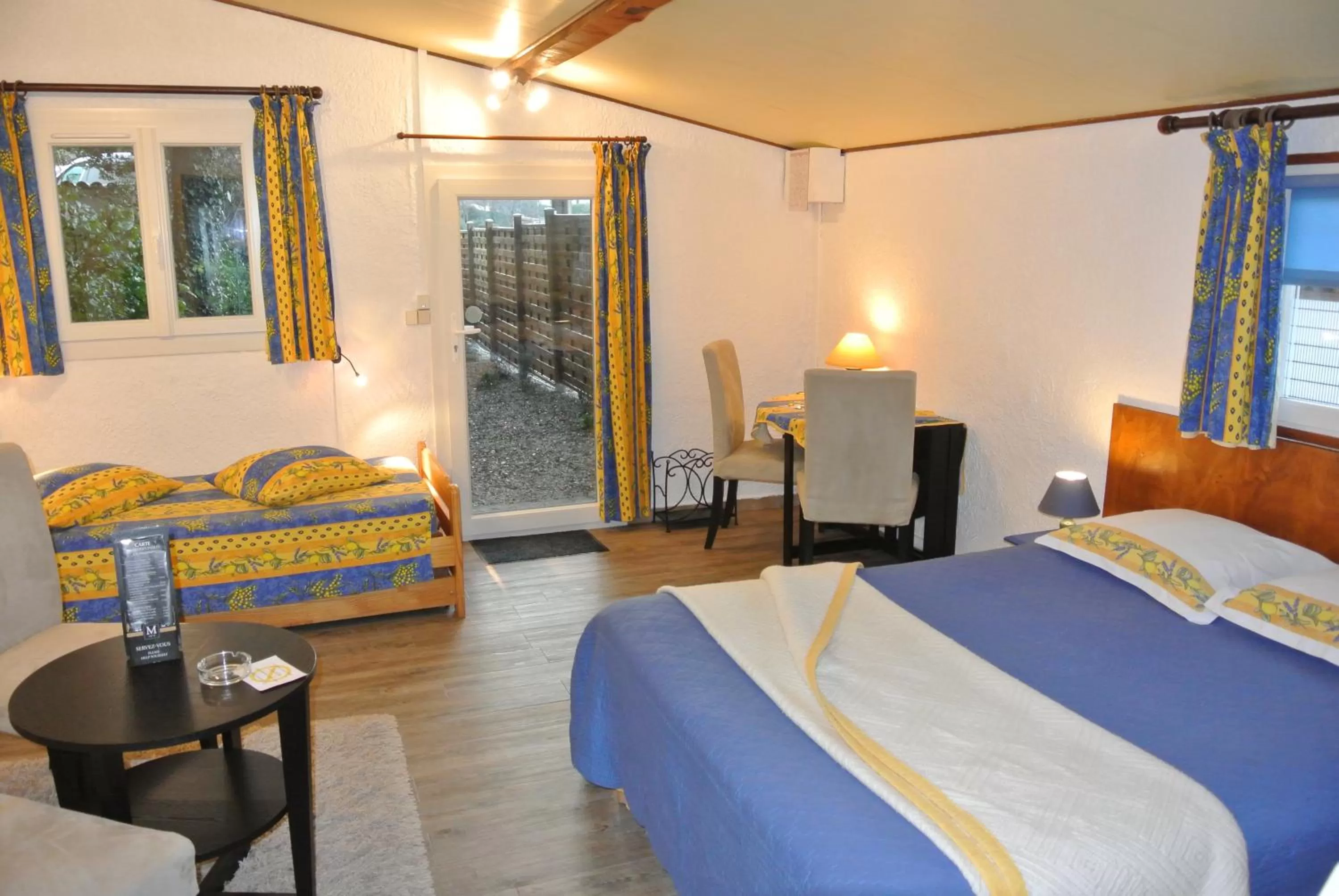 Photo of the whole room, Bed in La Vieille Bastide