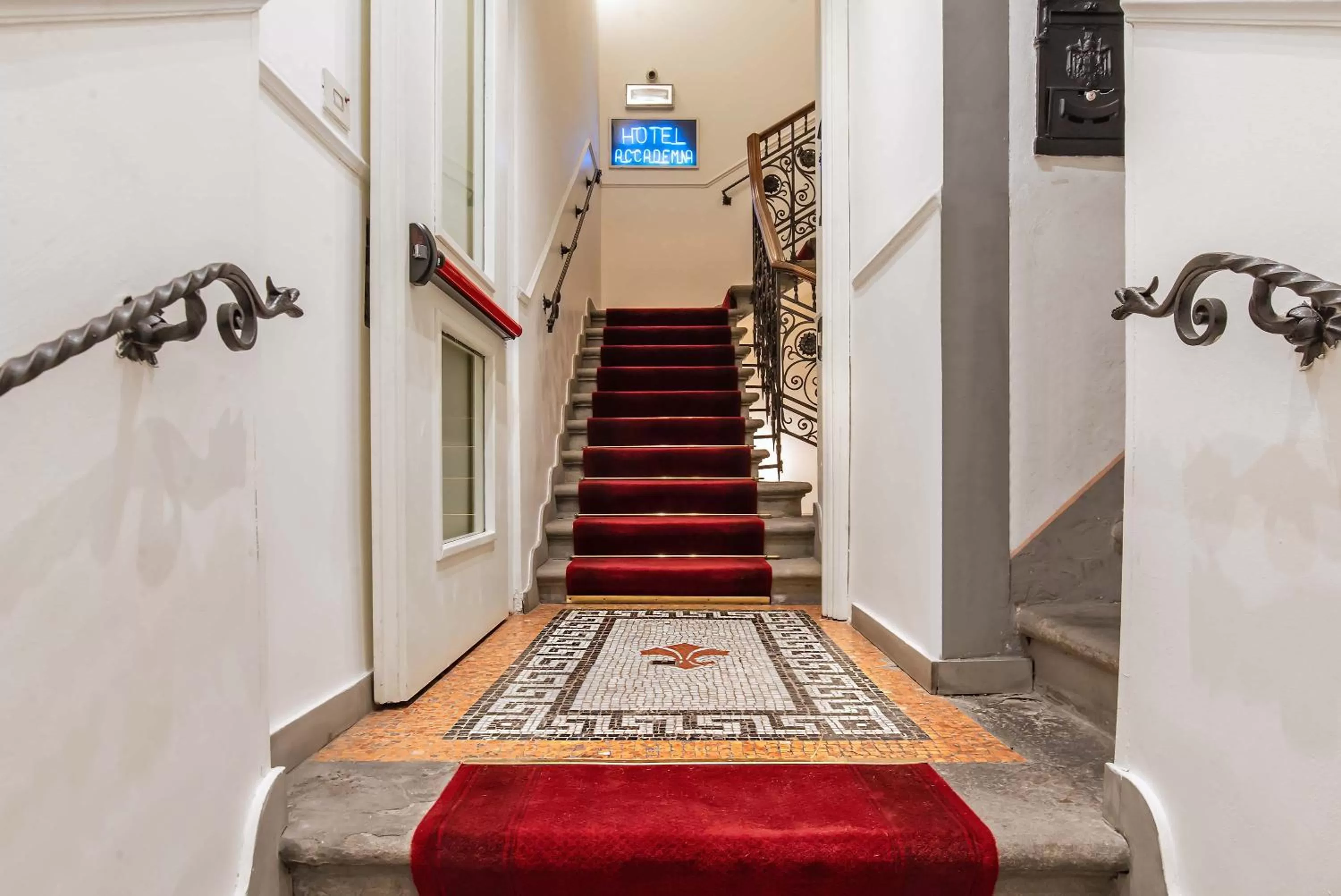 Facade/entrance in Hotel Accademia