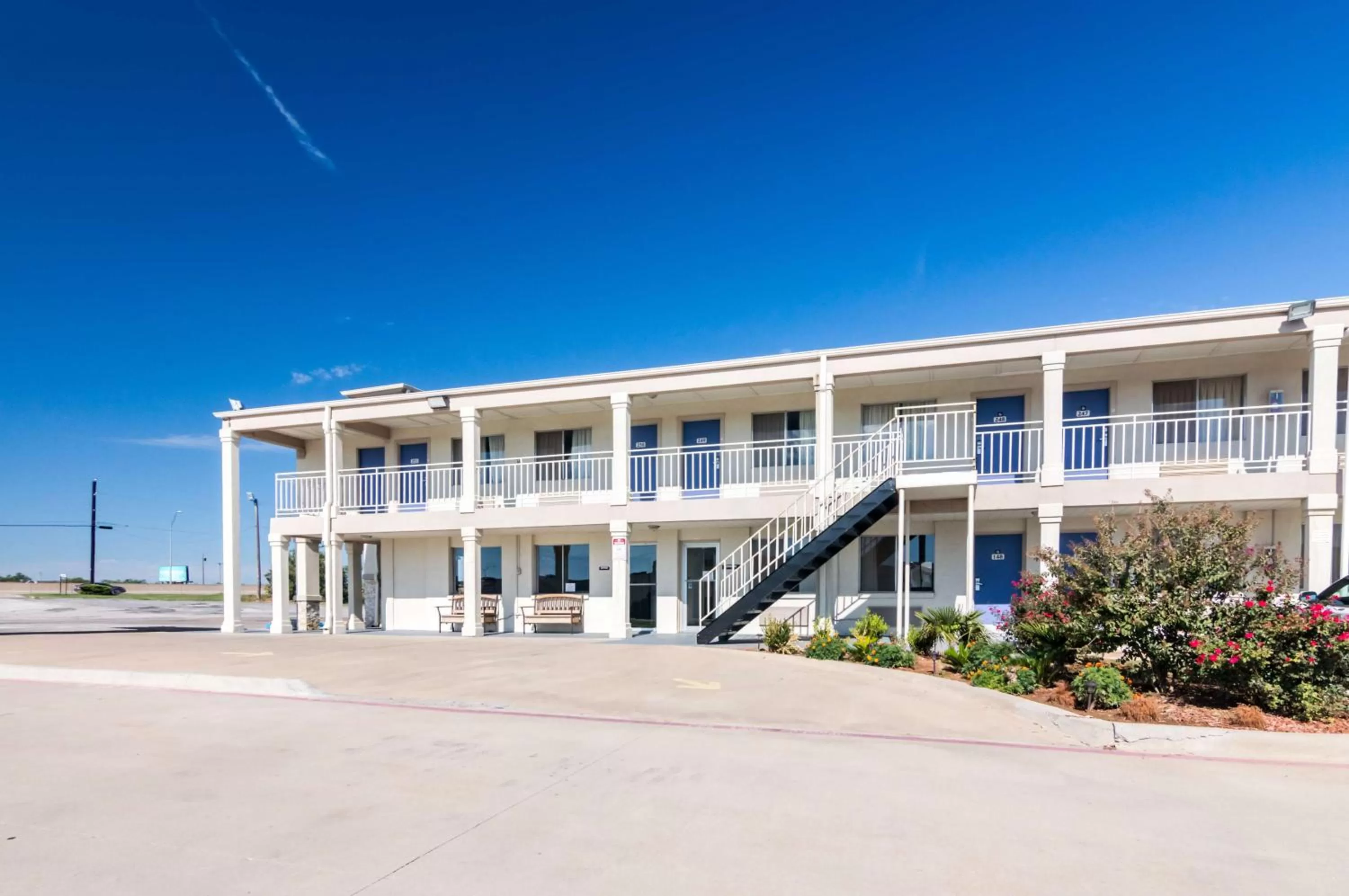 Property building in Motel 6-Wichita Falls, TX - North