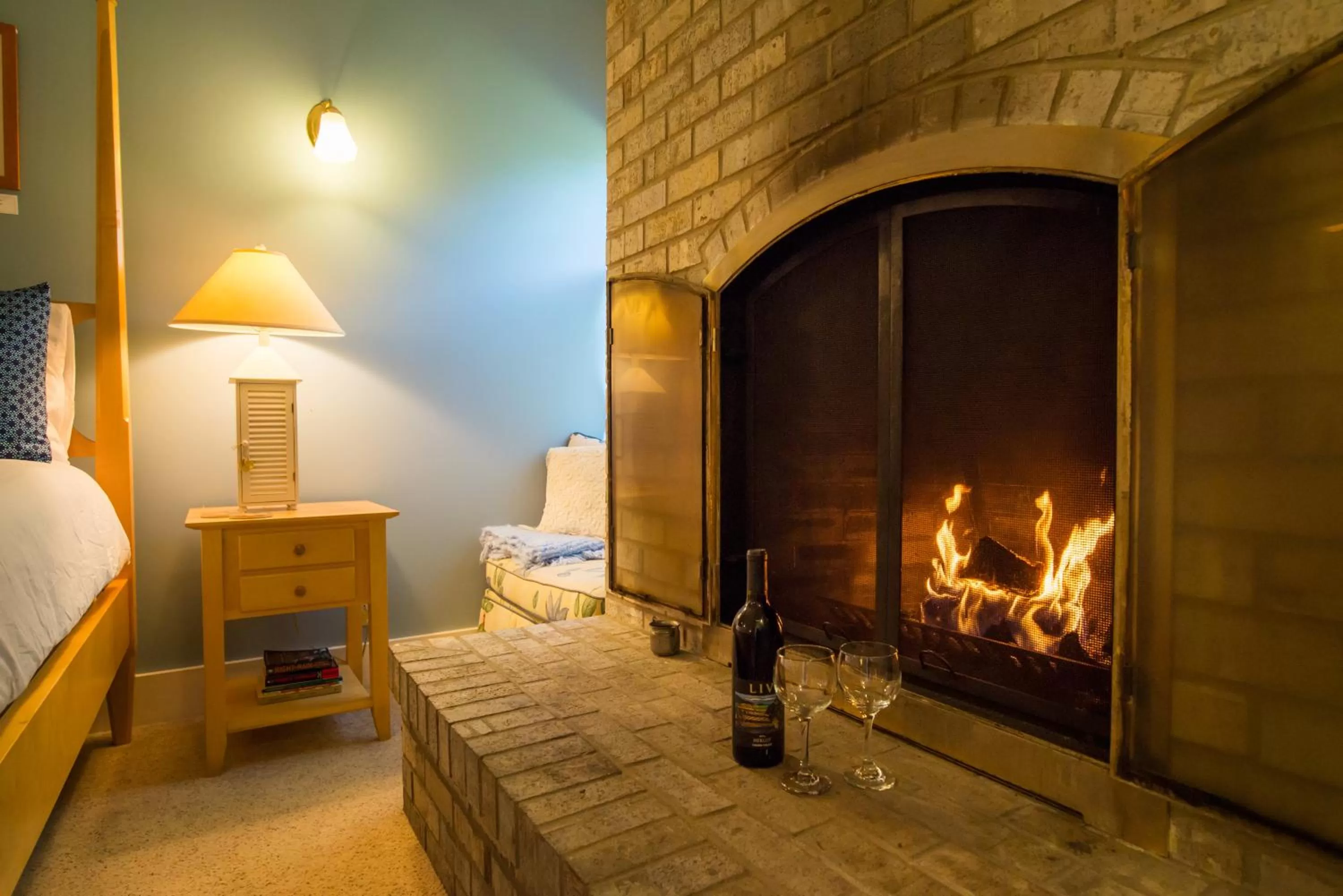 Decorative detail, Bed in The Edenwild Boutique Inn